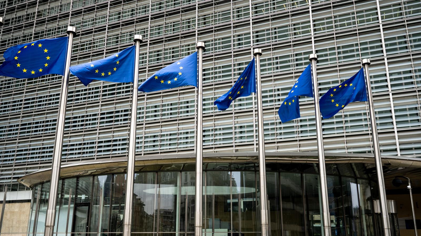 Az Európai Bizottság remélt rugalmassága ide vagy oda, a magyar hiány iszonyú messze van az elvárttól