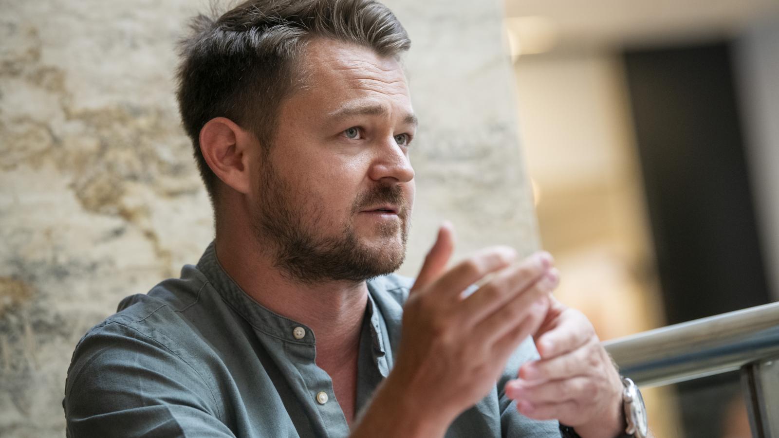 Jójárt Krisztián szerint túlzás azt gondolni, hogy az orosz olajfinomítók és e-kereskedelmi raktárak elleni sikeres ukrán dróncsapások sarokba szorították volna Vlagyimir Putyin elnököt