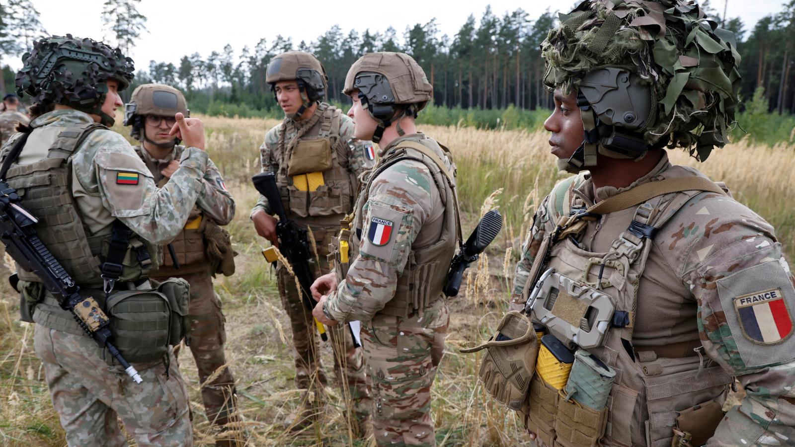 A francia katonák újabb helyszínen teljesíthetnek szolgálatot