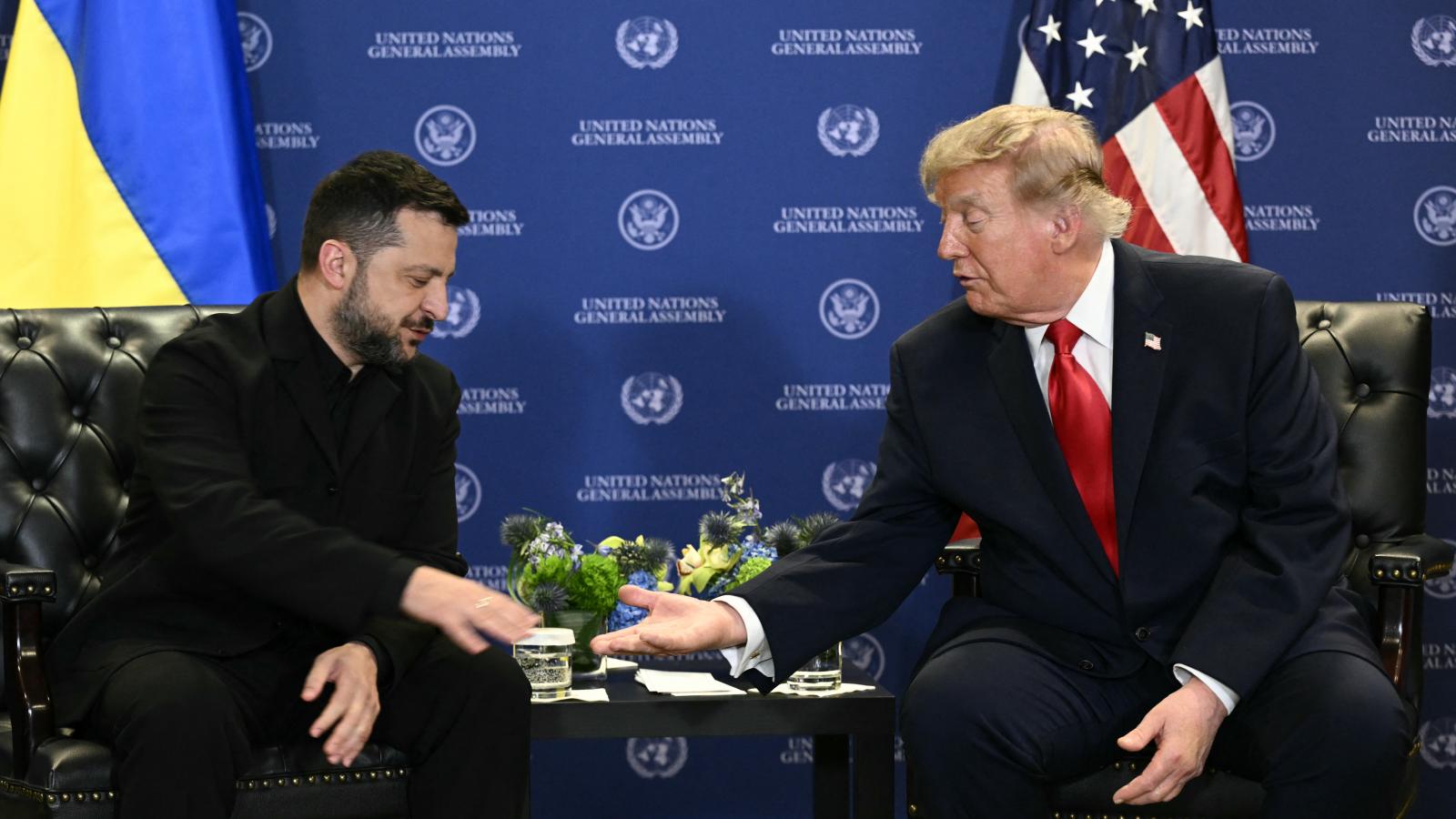 Donald Trump amerikai és Volodimir Zelenszkij ukrán elnök keddi New York-i megbeszélése után nem jelentettek be konkrét döntéseket Ukrajna Patriot-rakéták iránti igénye kapcsán
