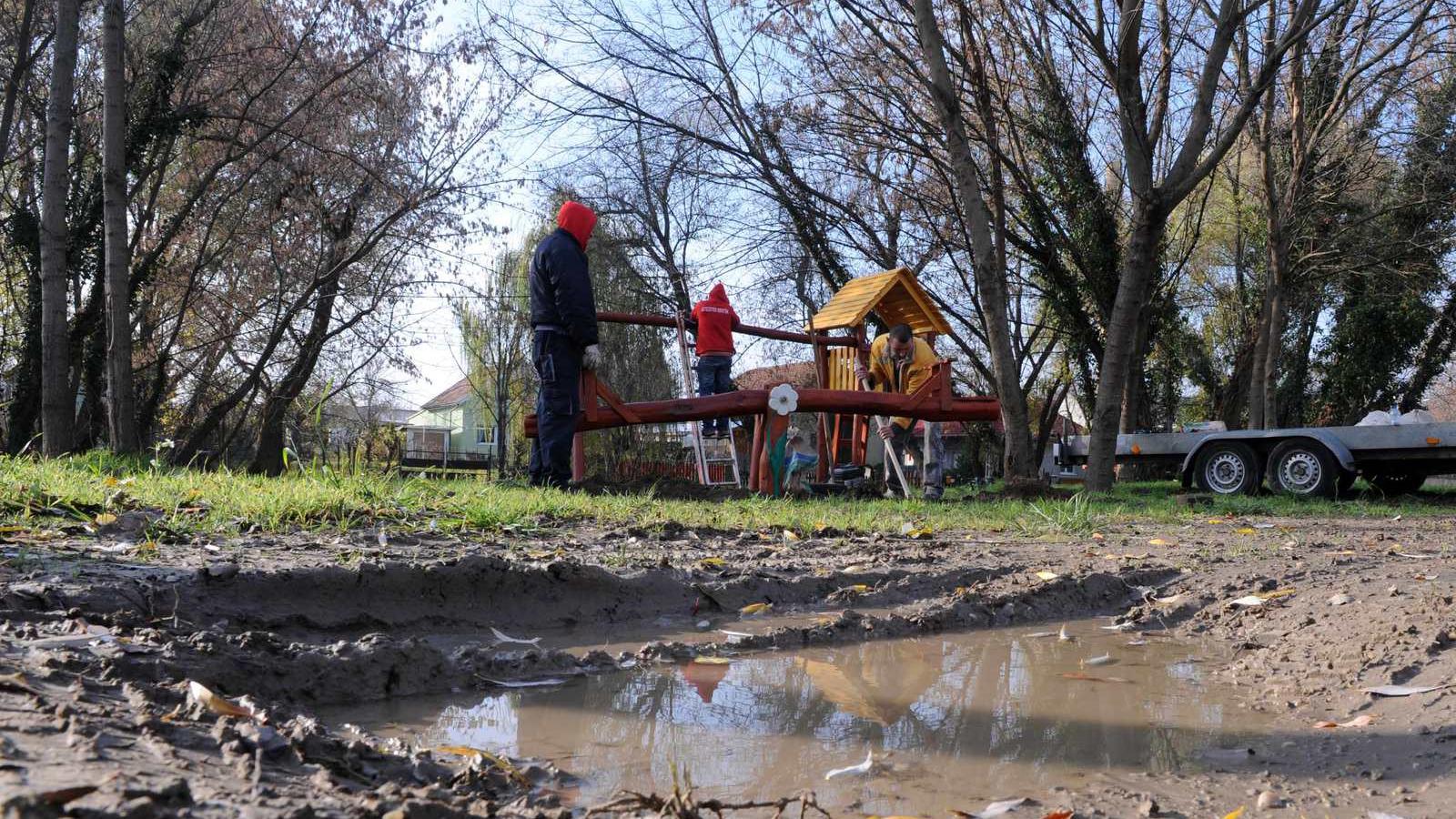 Péntekre elkészülhet a játszótér is, aznap lesz a fő kampányesemény. GÓTÓ VAJDA JÓZSEF