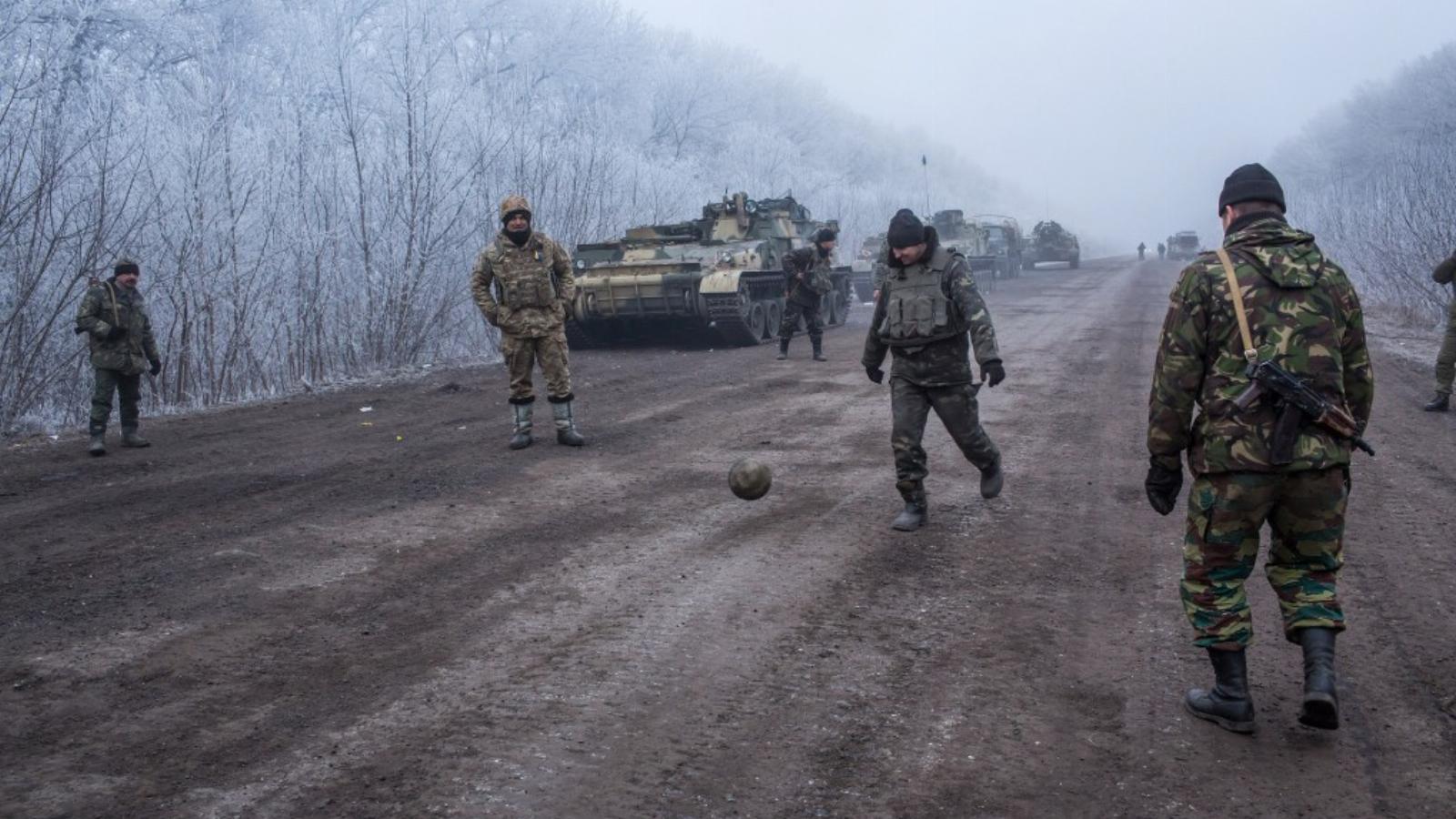 Még némi focira is volt lehetőségük az ukrán katonáknak FOTÓ: EUROPRESS/GETTY IMAGES/BRENDAN HOFFMAN