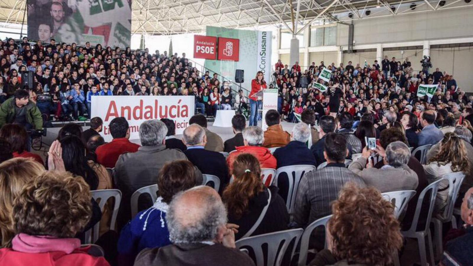 Susana Díaz beszél a szocialisták választási nagygyűlésén, Jaénben FORRÁS: TWITTER