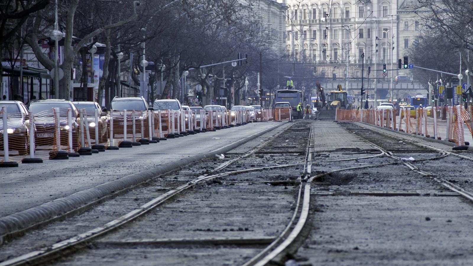 A Nagykörúton eddig is alig lehetett közlekedni, ezentúl még kevésbé FOTÓ: MOLNÁR ÁDÁM