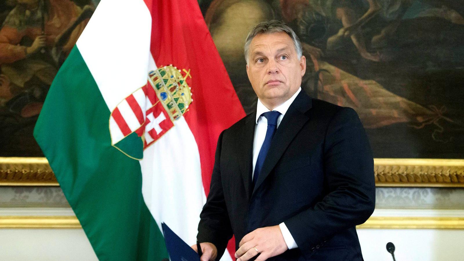 Orbán Viktor miniszterelnök sajtótájékoztatójára érkezik a Werner Faymann osztrák kancellárral és Reinhold Mitterlehner alkancel