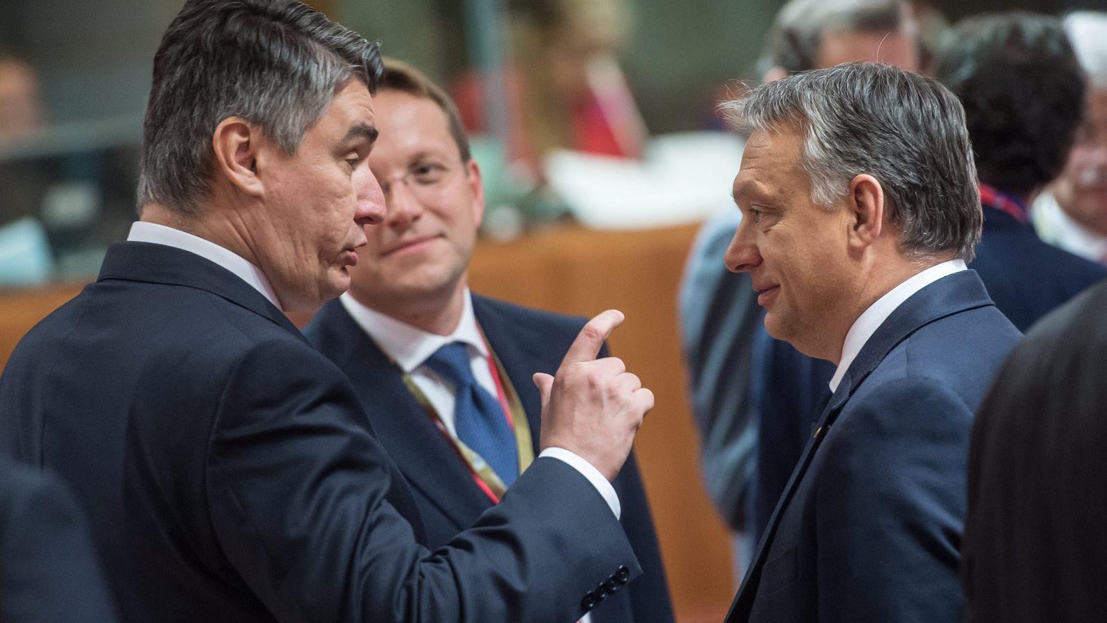 EU-csúcs Brüsszelben 2015. október 15. Orbán Viktor miniszterelnök  és Zoran Milanovic horvát miniszterelnök MTI Fotó: Miniszter