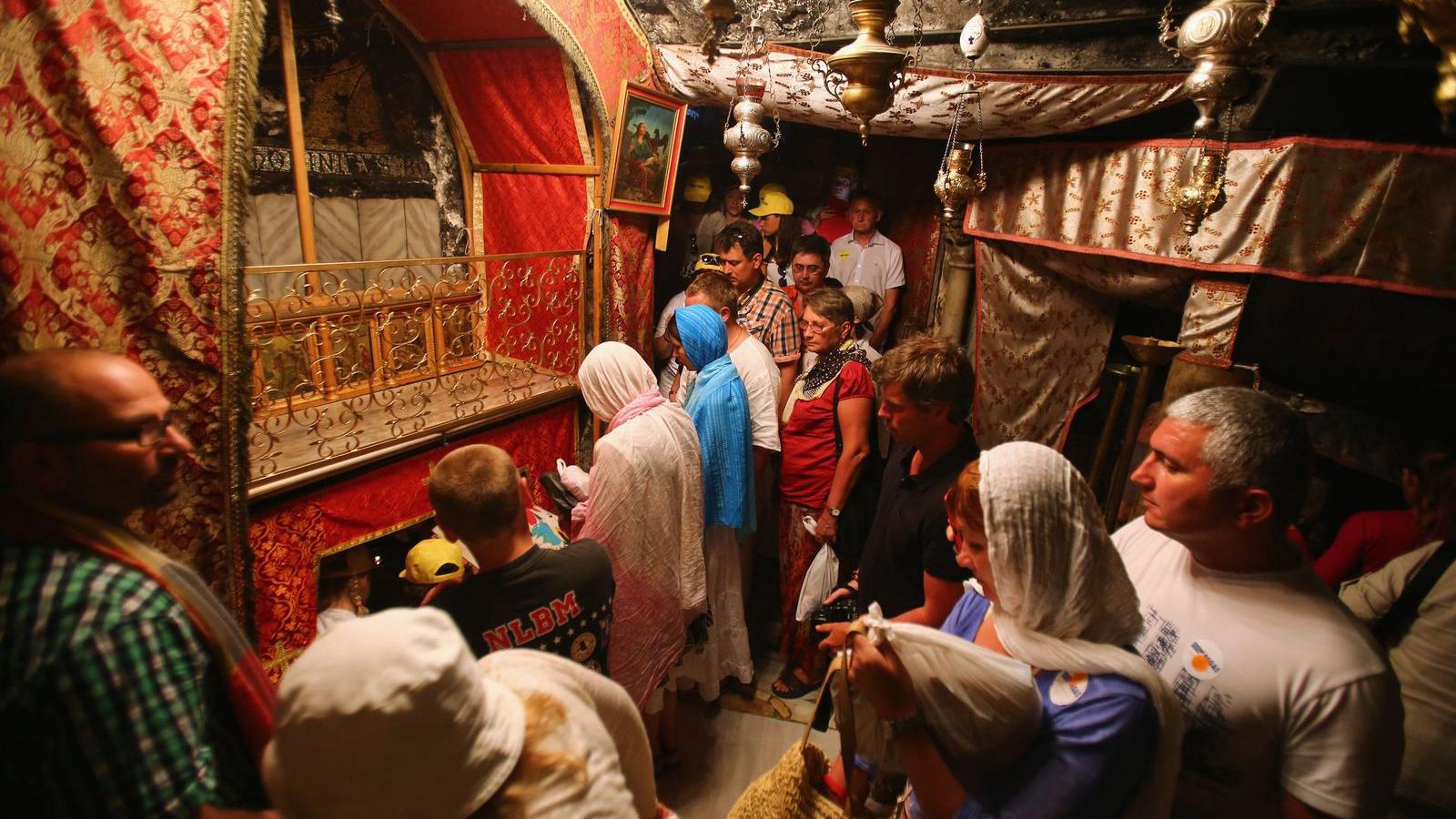 Karácsonykor különösen sokan imádkoznak a Születés templomában FOTÓ: EUROPRESS/GETTY IMAGES/ALEX GRIMM