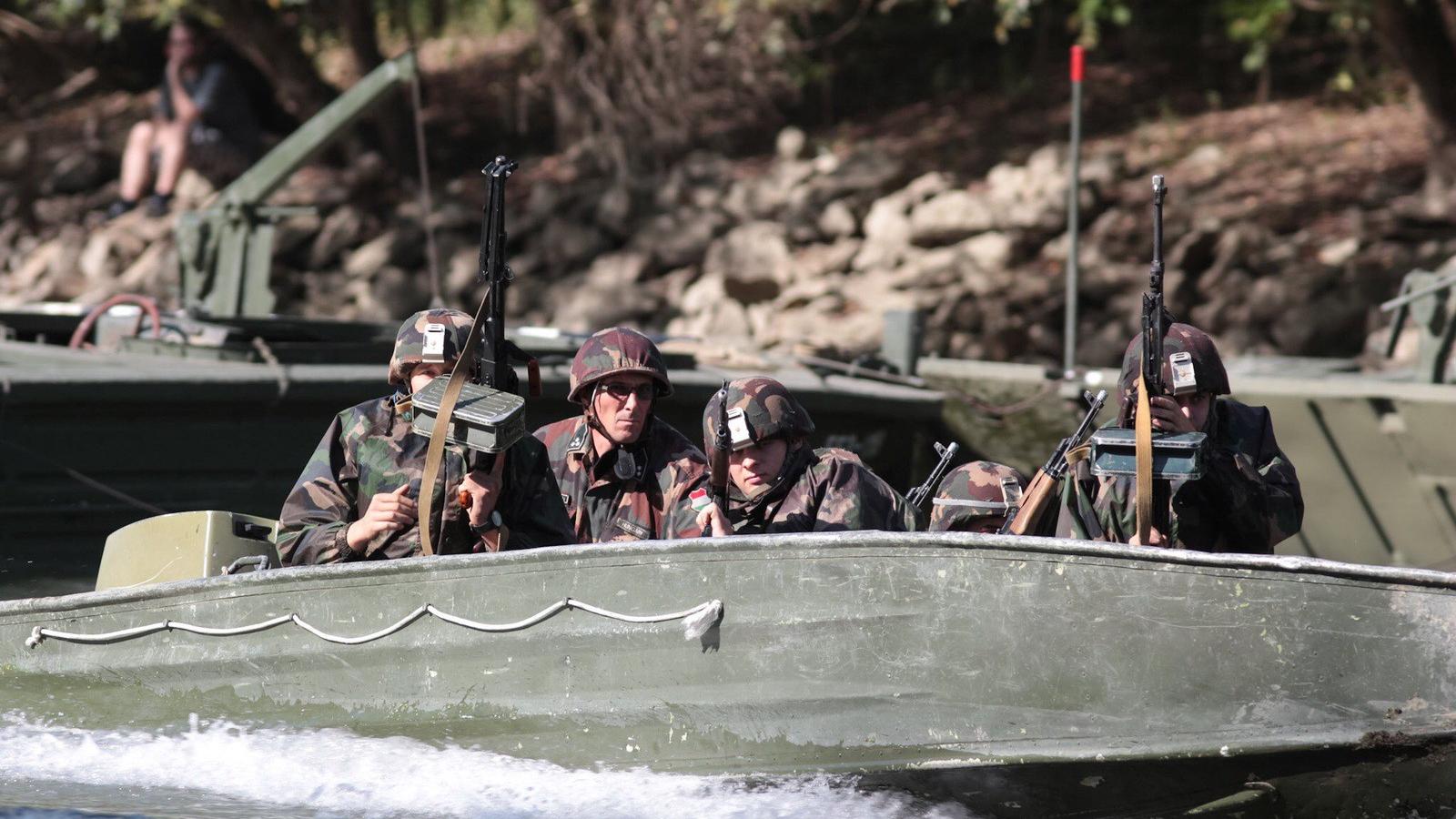 Brave Warrior 2015 hadgyakorlat a Mosoni-Dunán 2015 szeptemberében fotó: Molnár Ádám, Népszava