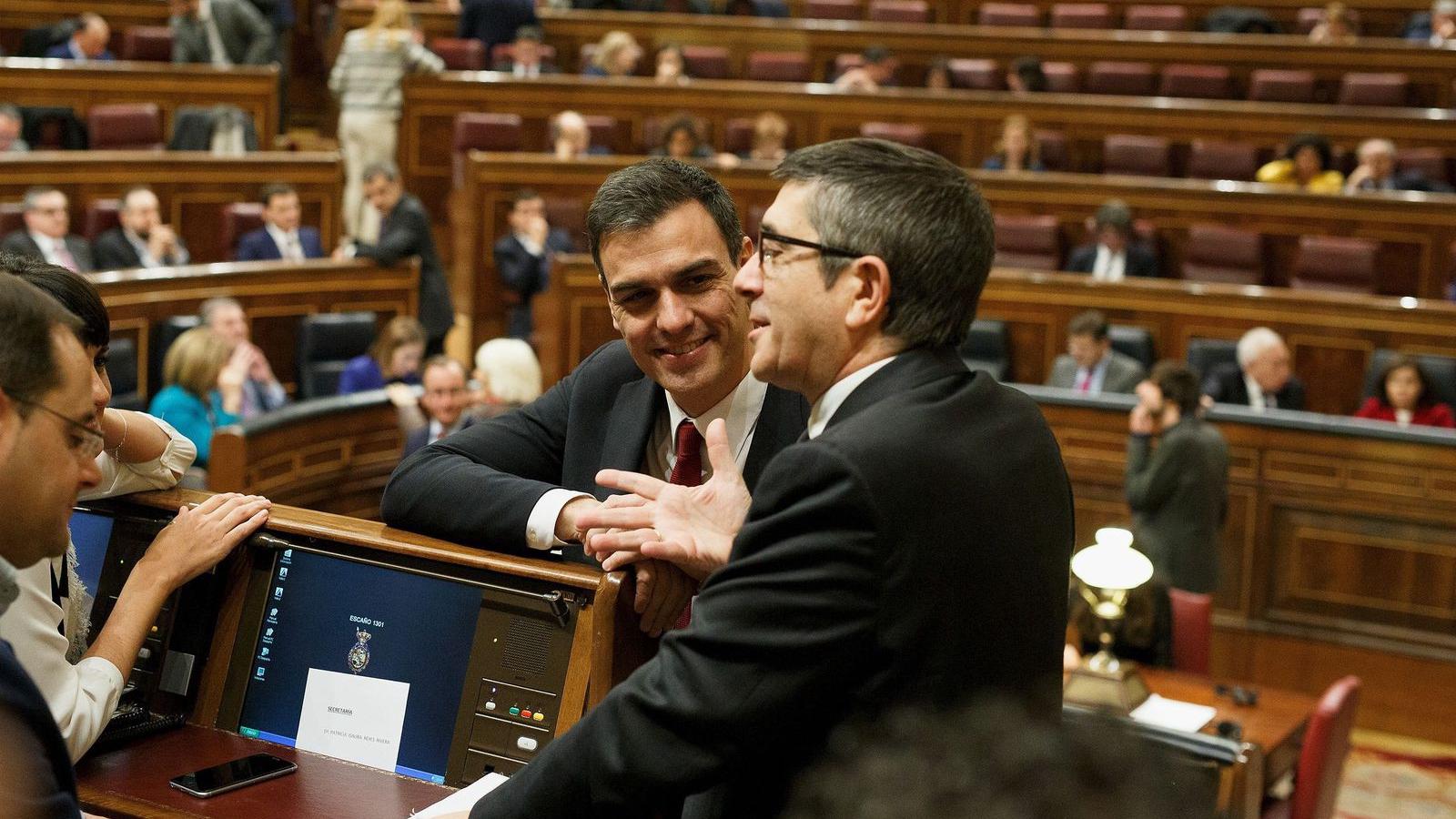 Pedro Sánchez főtitkár Patxi López házelnökkel a parlamentben FOTÓ: EUROPRESS/GETTY IMAGES/PABLO BLAZQUEZ DOMINGUEZ