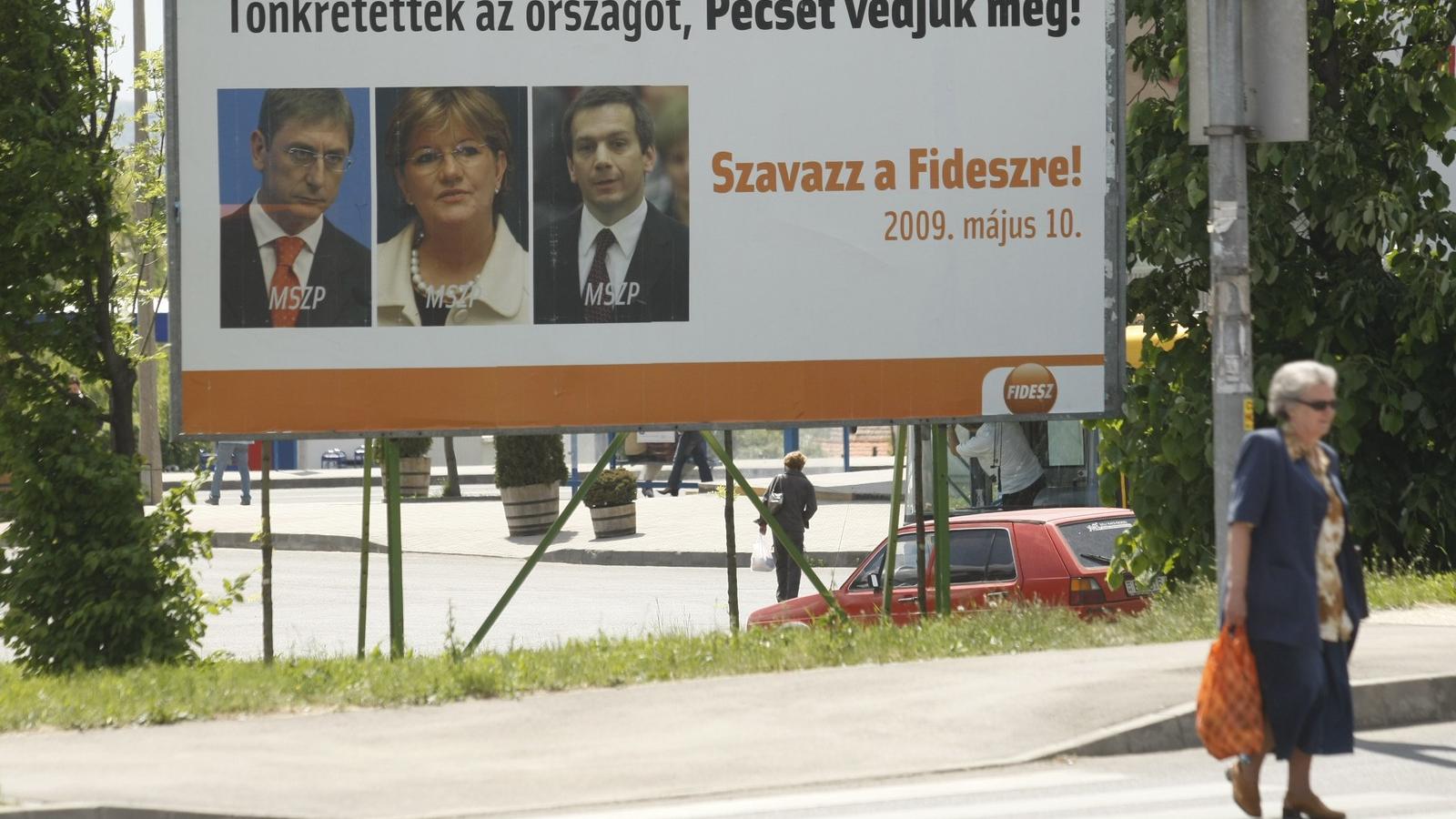 A korábbi kampányokban kétségkívül volt hatásuk az ilyen plakátoknak – de a Fideszben még mindig hisznek az erejében FOTÓ: VAJDA