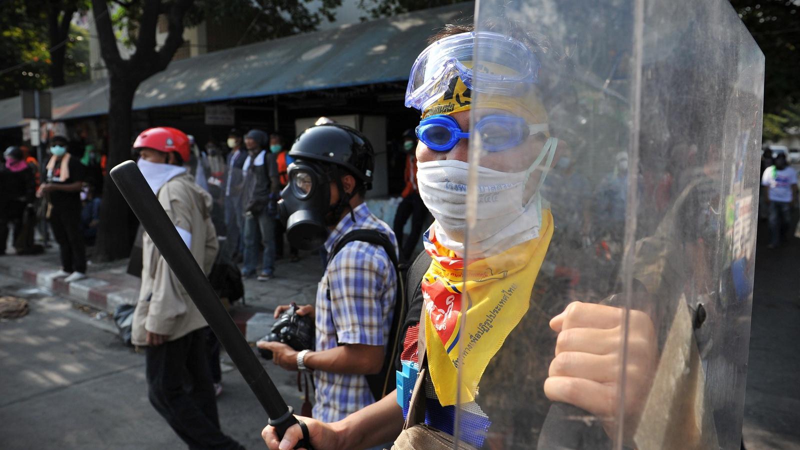 Így tüntettet az ellenzék Bangkok utcáin december végén. Fotó: Rufus Cox, Getty Images.