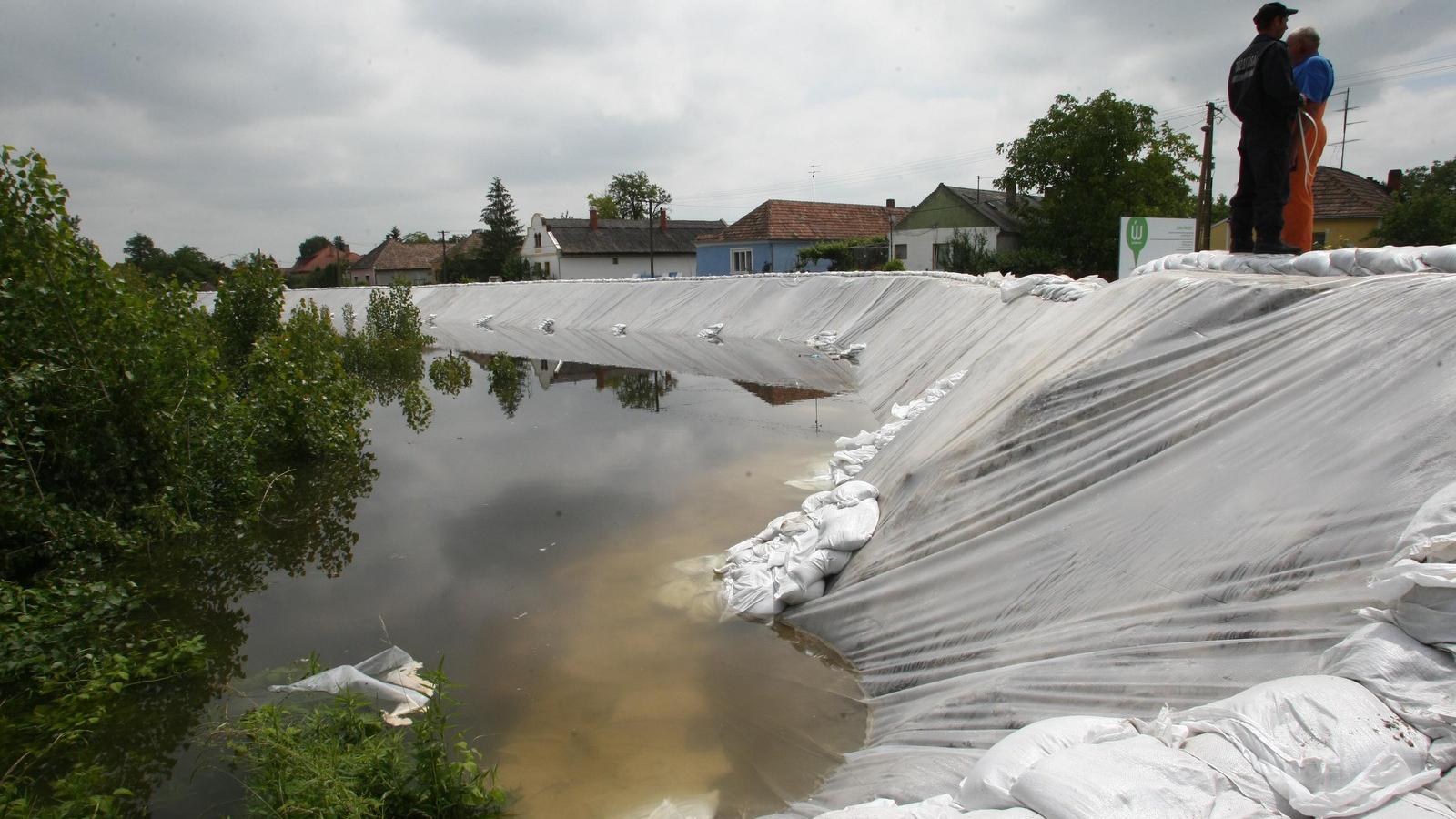 2013-ban így védekeztek Mecsérnél FOTÓ: Népszava