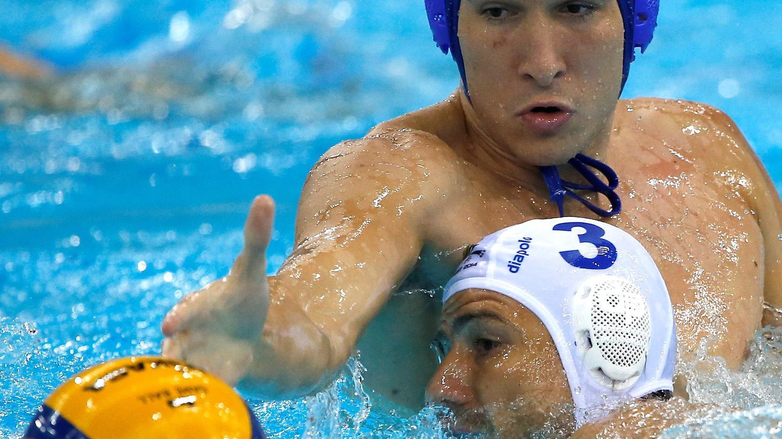 Madaras Norbert és Stefan Mitrovic is az FTC-PQS Waterpolo vízilabdacsapatát erősíti. FOTÓ:  Francois Nel/Getty Images