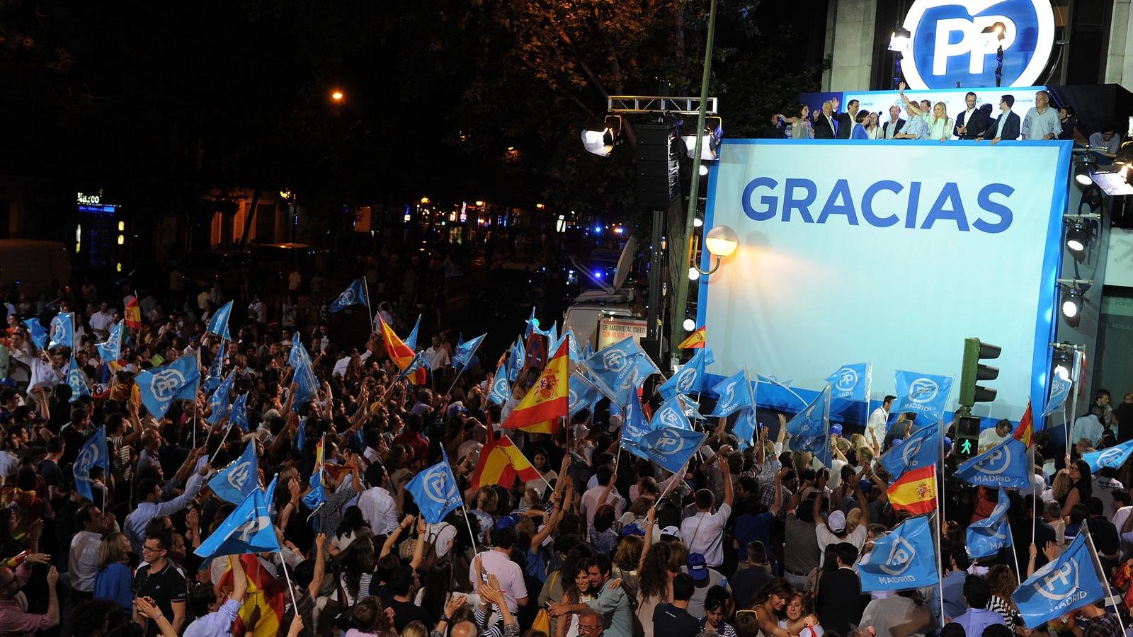 A konzervatív Néppárt szavazói ünnepeltek FOTÓ: EUROPRESS/GETTY IMAGES/DENIS DOYLE