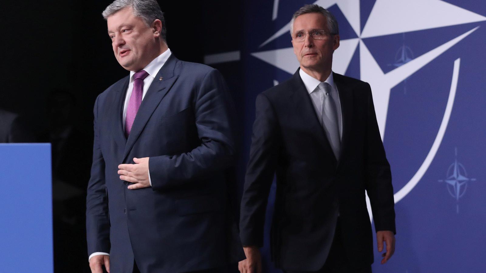 Petro Porosenko ukrán elnök és Jens Stoltenberg NATO-főtitkár FOTÓ: EUROPRESS/GETTY IMAGES/SEAN GALLUP