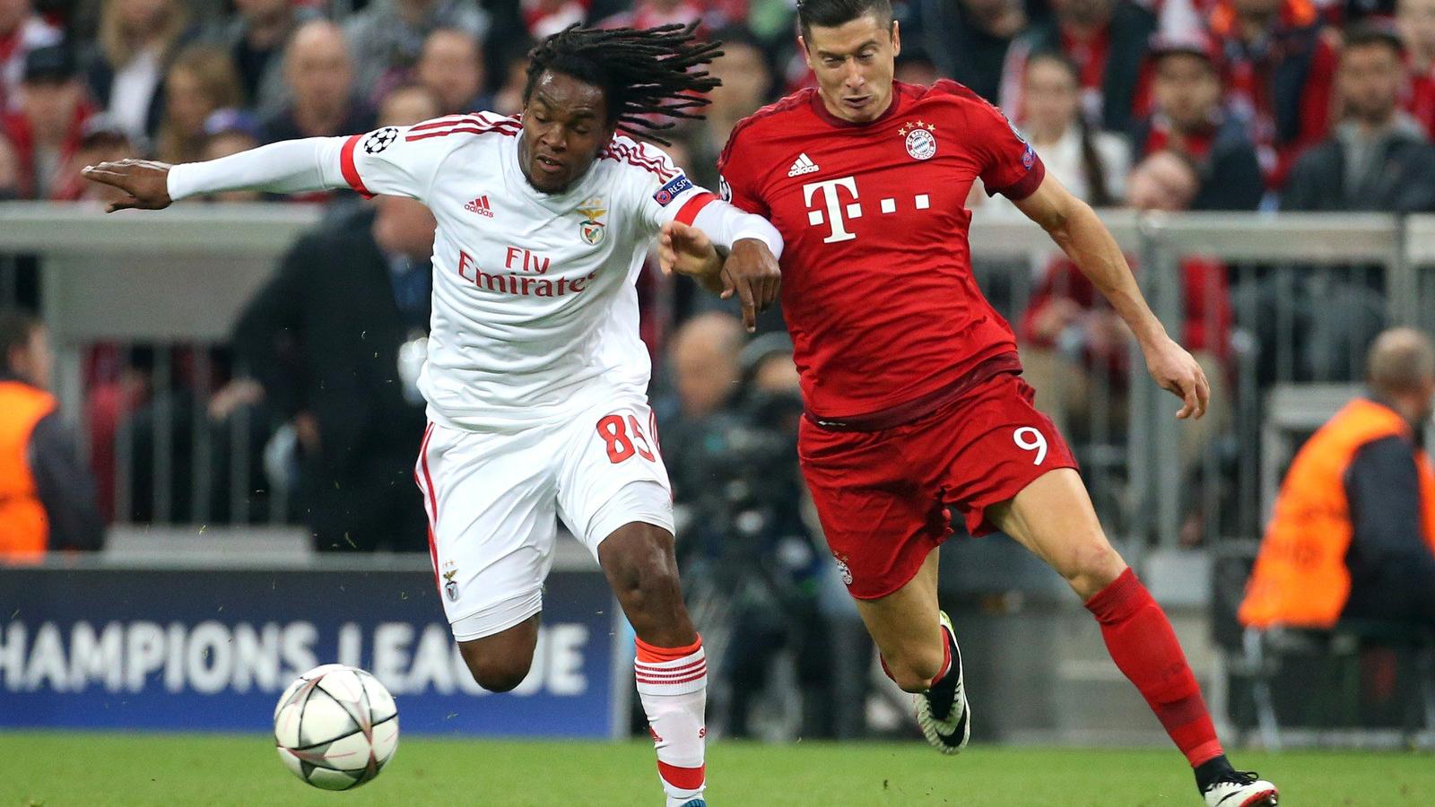 Renato Sanches (labdával) tavasszal még leendő csapattársa, Lewandowski ellen lépett pályára a BL-ben