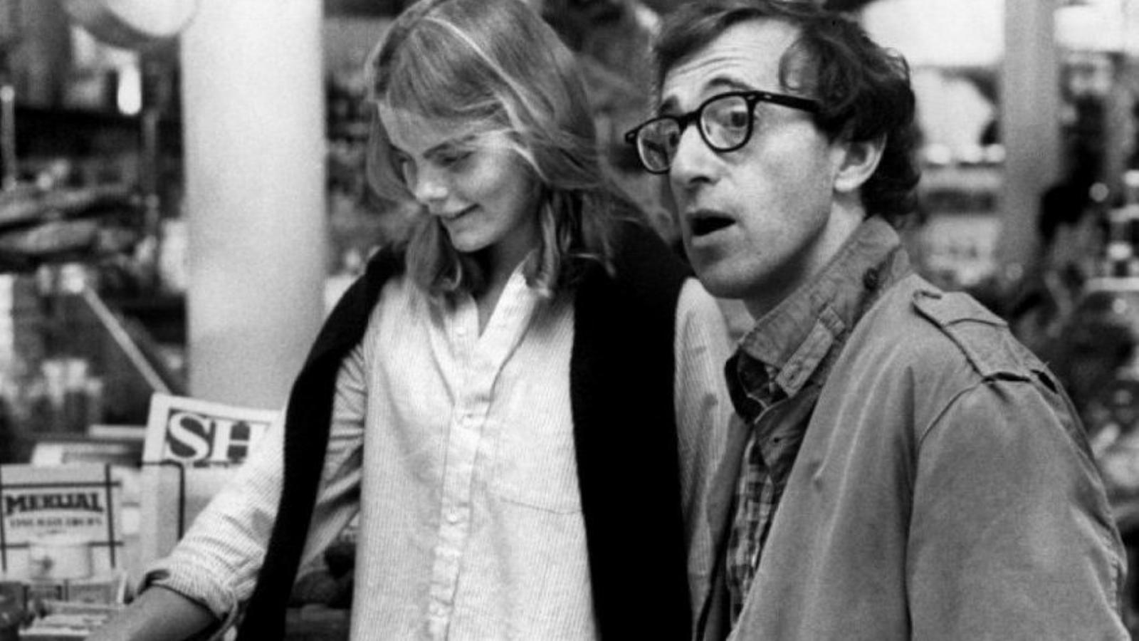 Woody Allen még fiatal korában, a Manhattan című film Oscar-jelölt szereplőjével, Mariel Hemingway-jel FORRÁS: VENEZIA LASSICI