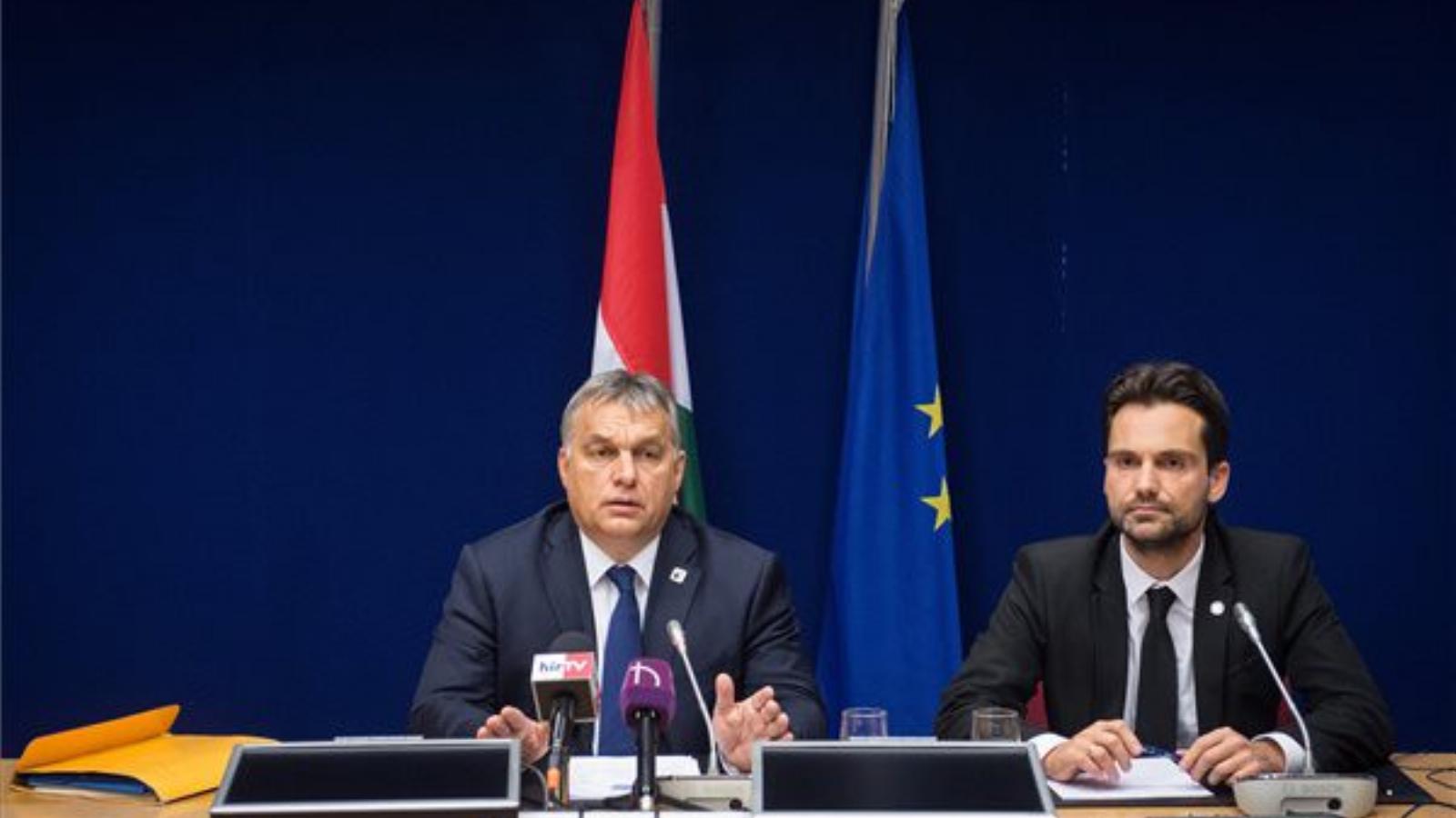 Orbán az uniós csúcs utáni sajtótájékoztatón is kapott kérdést a Népszabadságról MTI Fotó: Miniszterelnöki Sajtóiroda/Botár Gerg