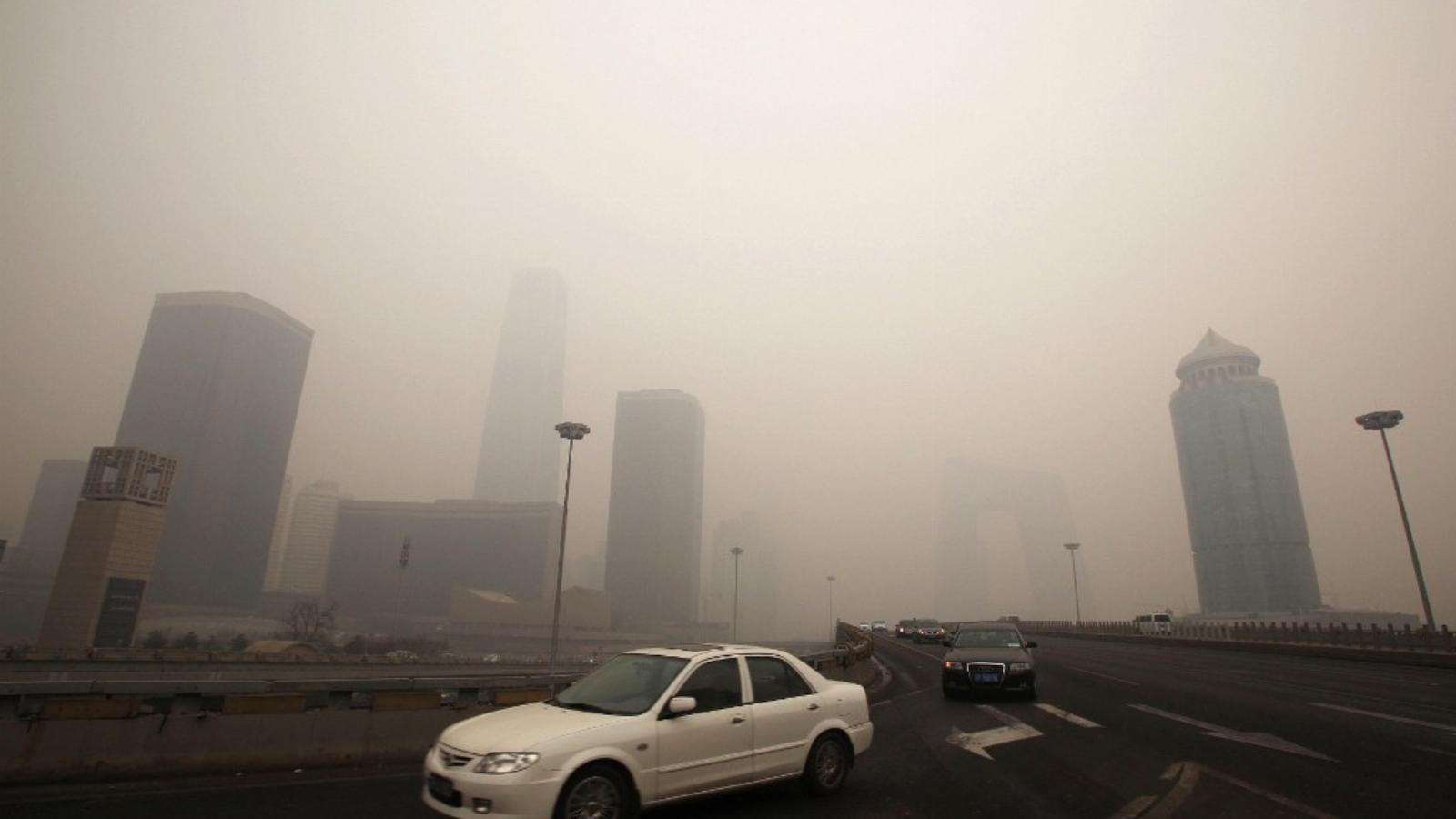 A legtehetősebb kínaiak nem akarnak a szmog országában élni FORRÁS: CHINAFOTO/PRESS/GETTY IMAGES