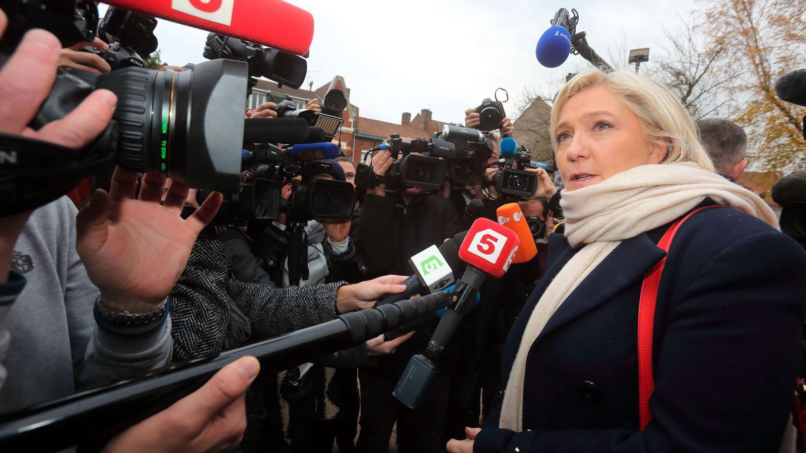 Marine Le Pen nem szívesen nyilatkozik arról, milyen politikai árat kérnek az orosz pénzért FOTÓ: EUROPRESS/GETTY IMAGES/ SYLVAI