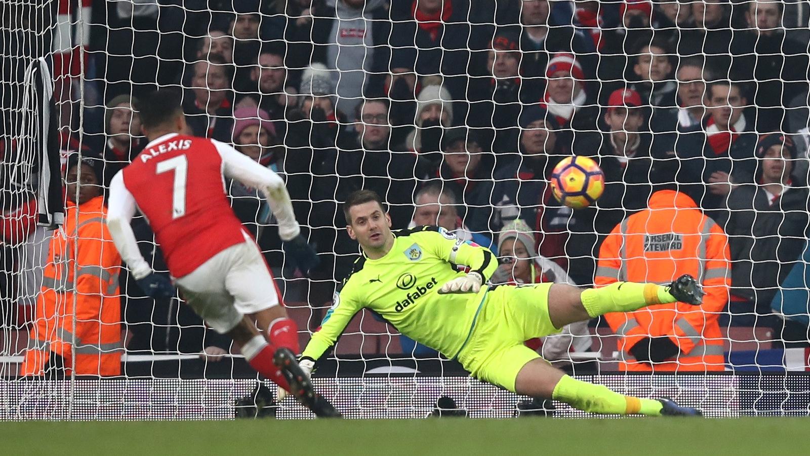 Alexis Sanchez, az Arsenal játékosának gólja. FOTÓ: Julian Finney/Getty Images