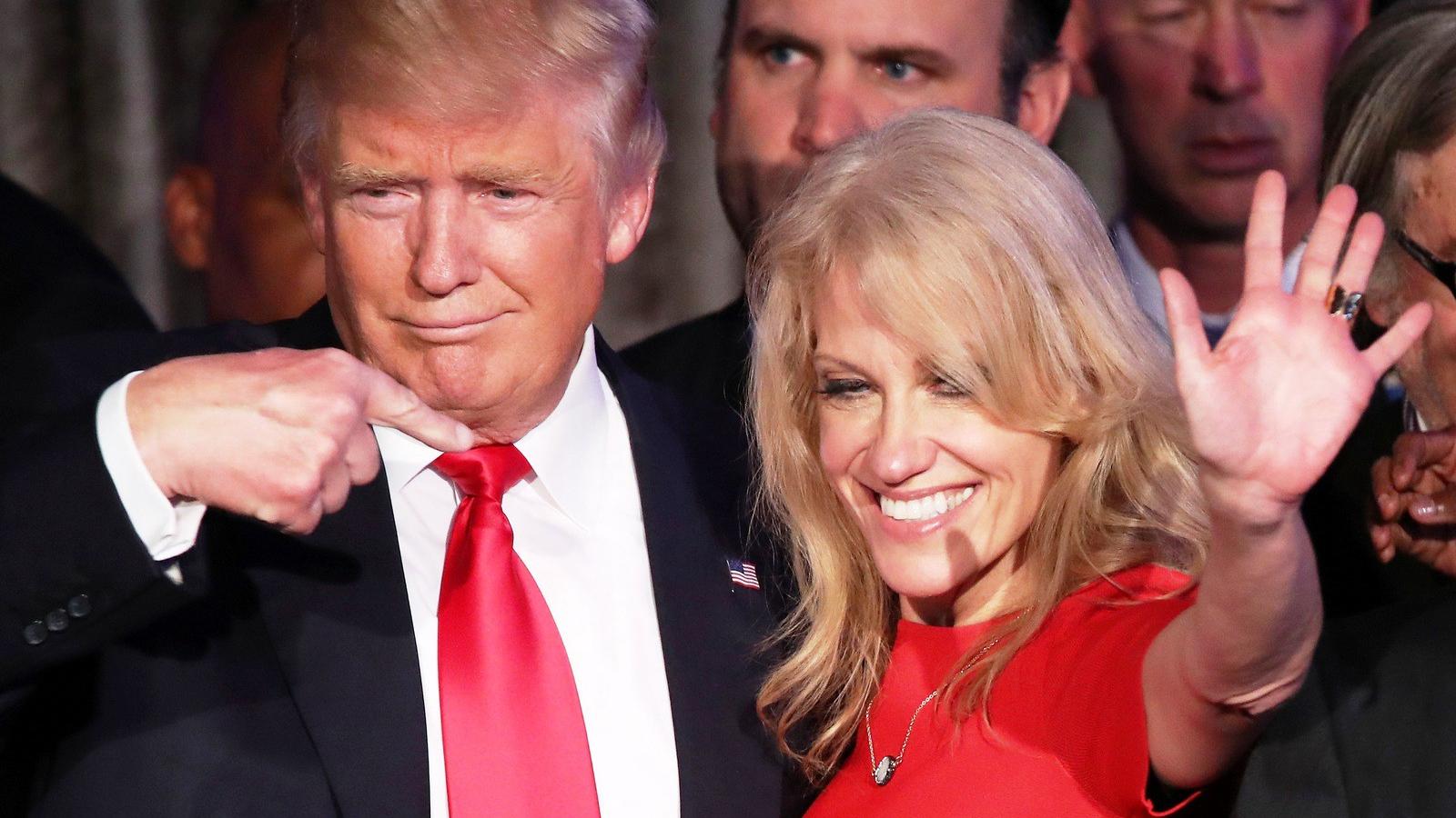 Trump Kellyanne Conway tanácsadóval. FOTÓ: Mark Wilson/Getty Images