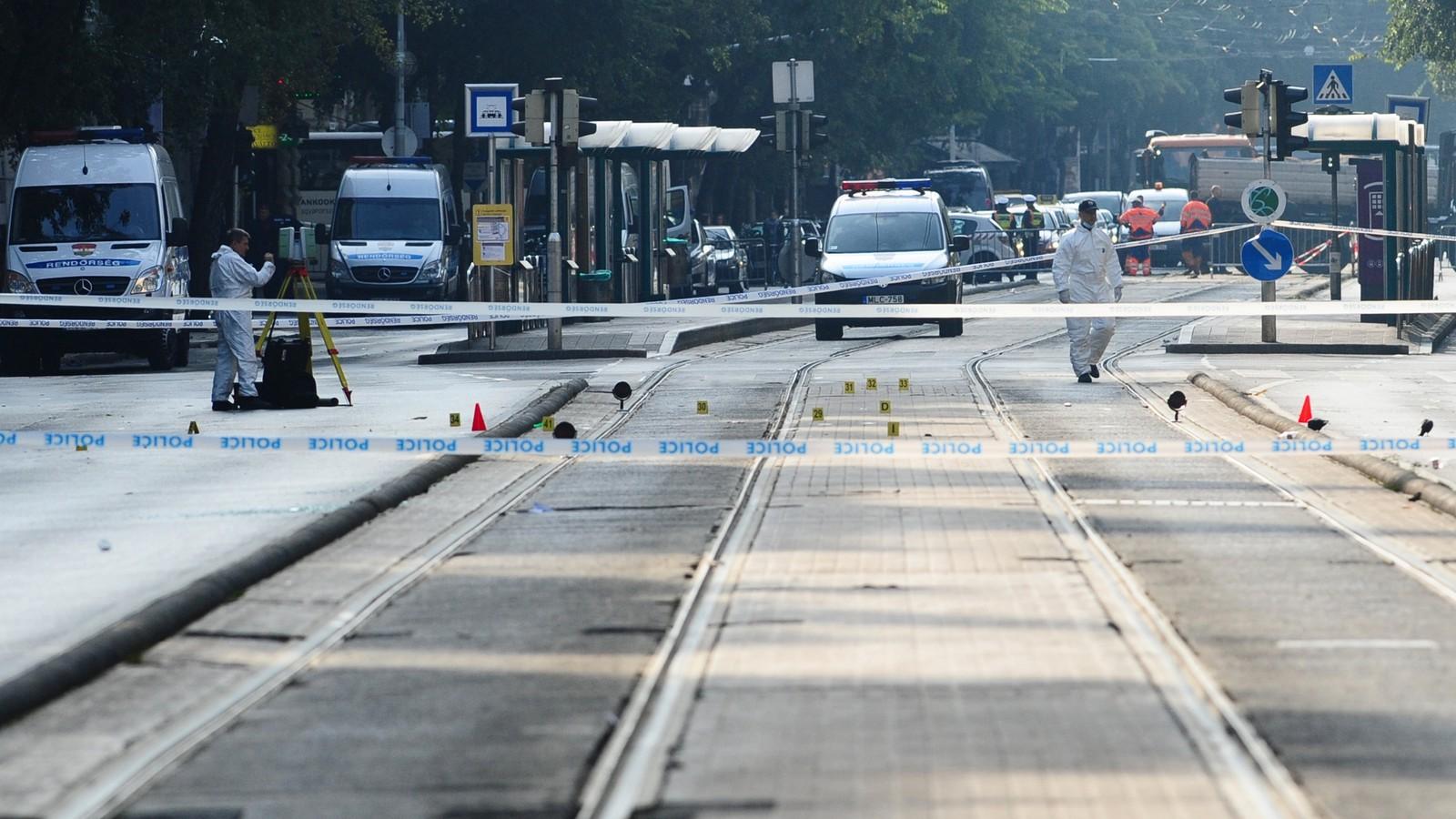 Helyszínelés a Teréz körúton FOTÓ: Molnár Ádám