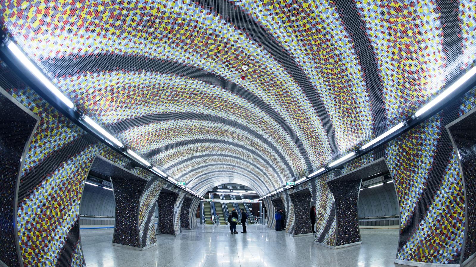 A 4-es metró Szent Gellért téri megállója. FOTÓ: Molnár Ádám/Népszava