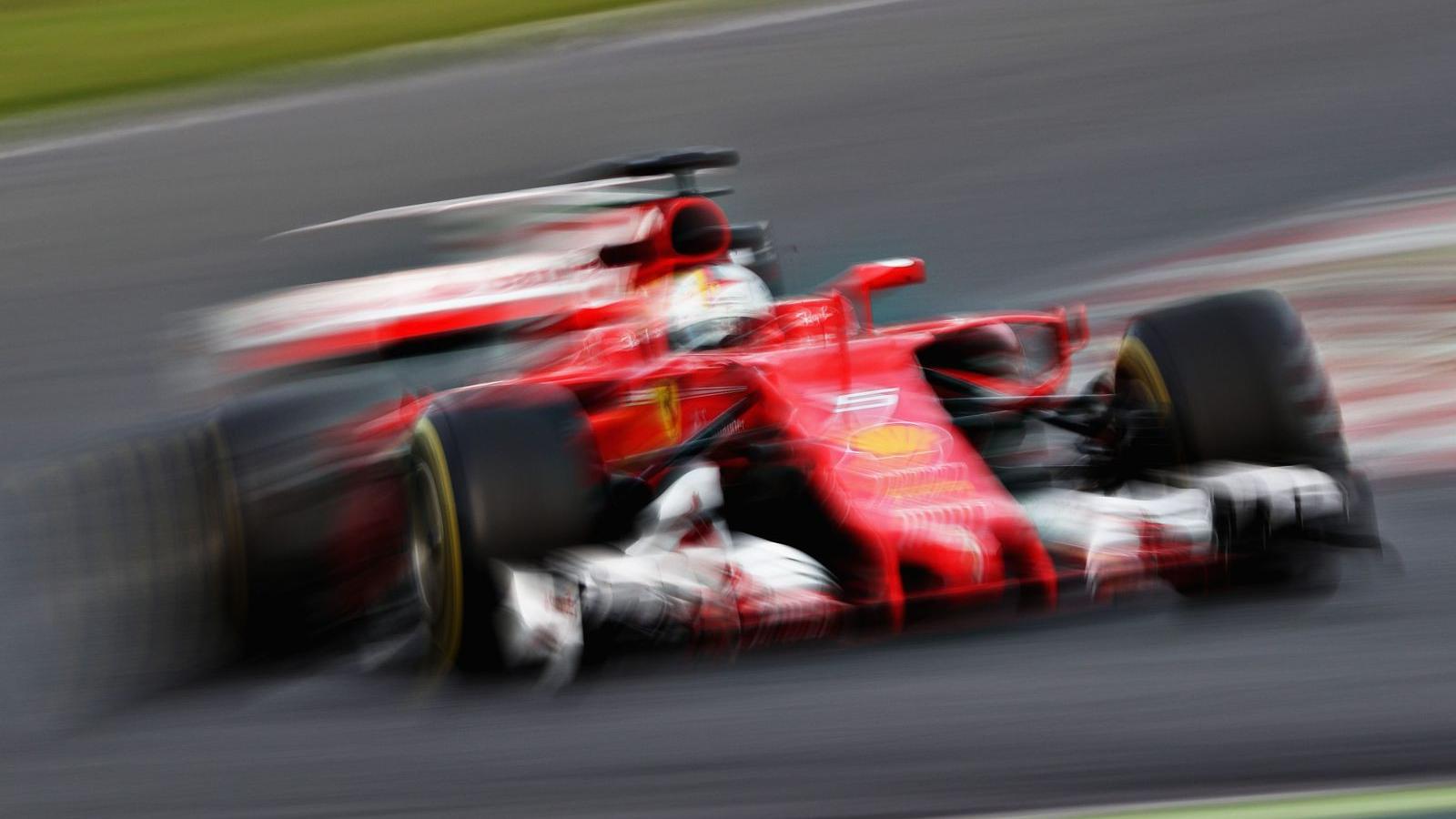 Vettel és a Ferrari gyors, Hamilton szerint akár az élre is törhetnek FOTÓ: EUROPRESS/GETTY IMAGES/MARK THOMPSON