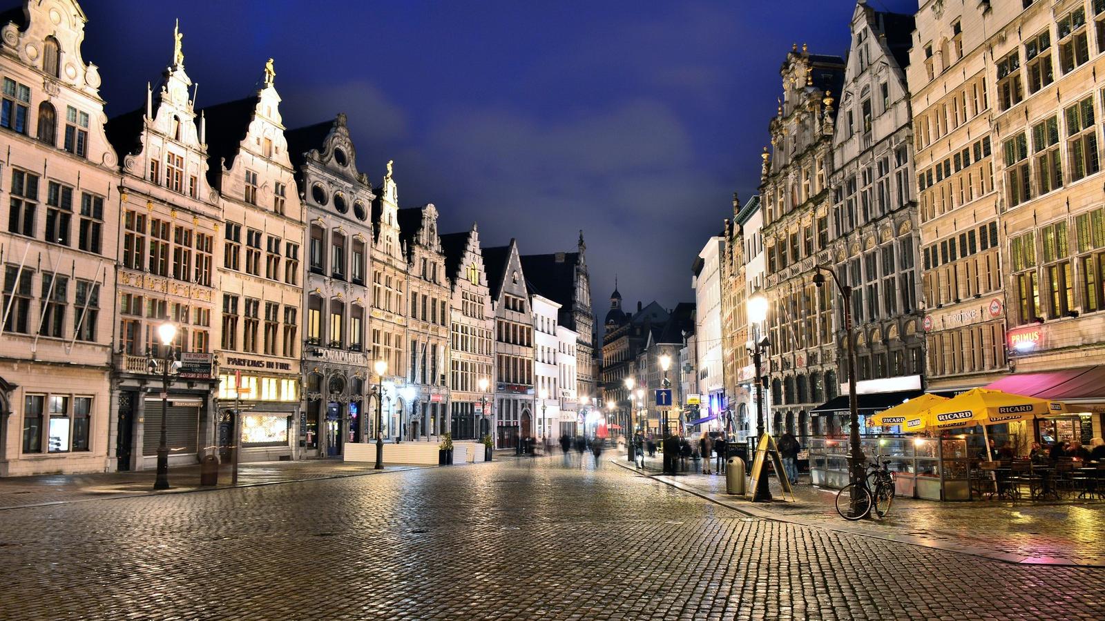 Antwerpen/Thinkstock