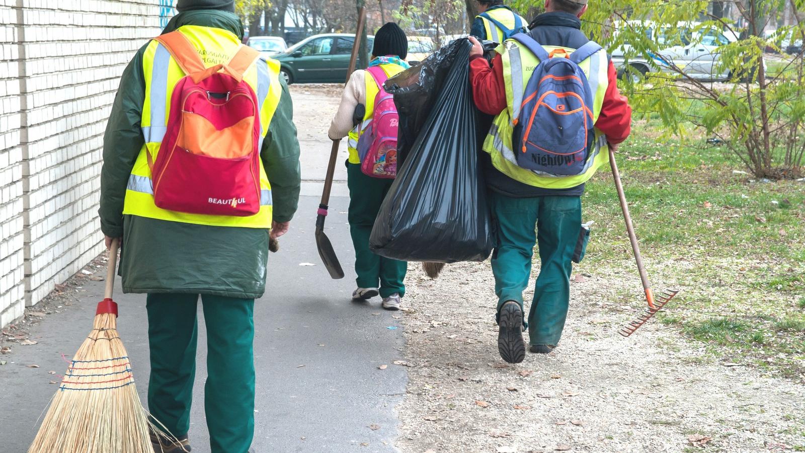 A közmunkás állásokon túl vizionálnak sokezernyi új munkahelyet
Pécs vezetői FOTÓ: MOLNÁR ÁDÁM