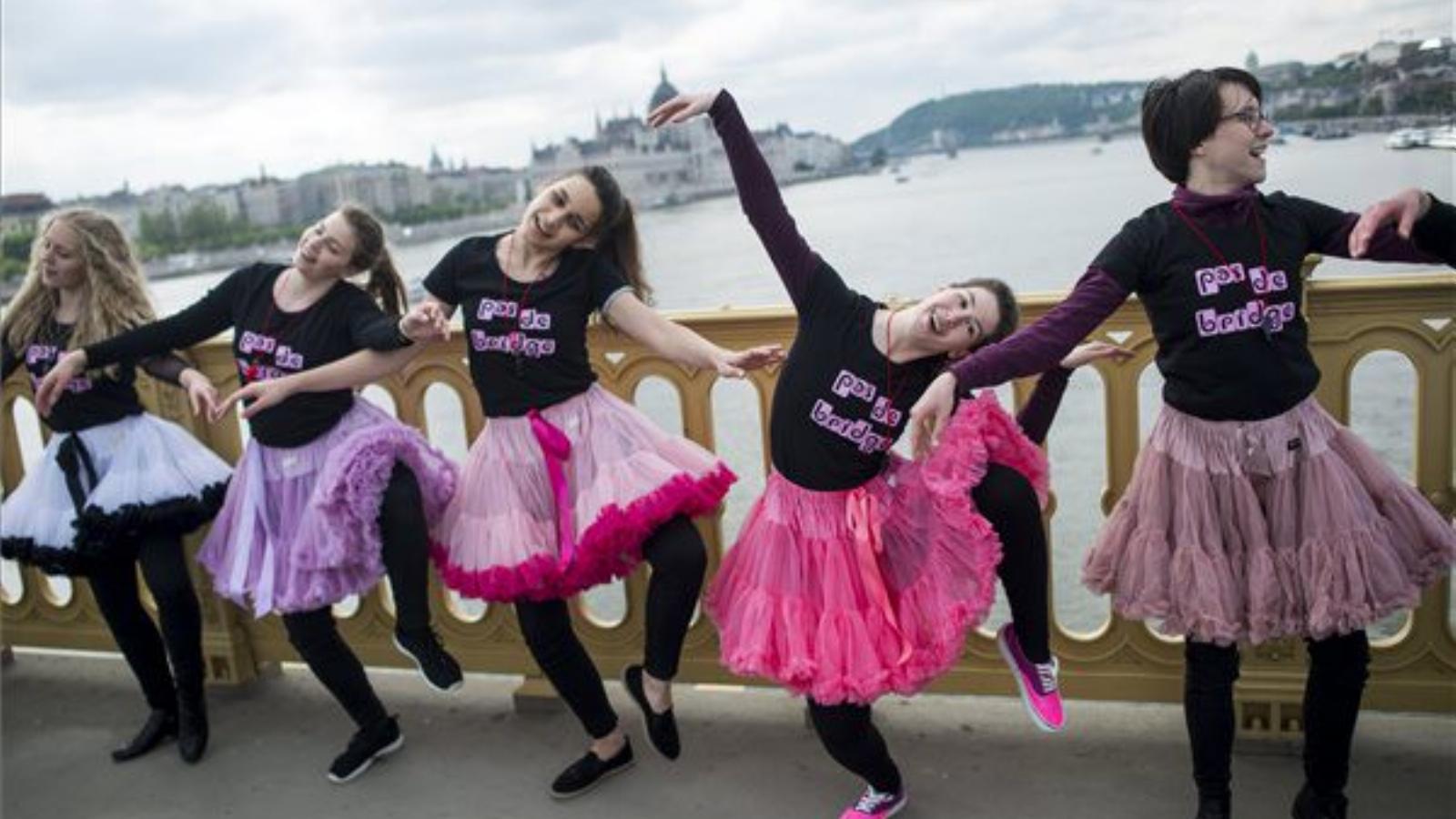  Flashmob a Margit hídon