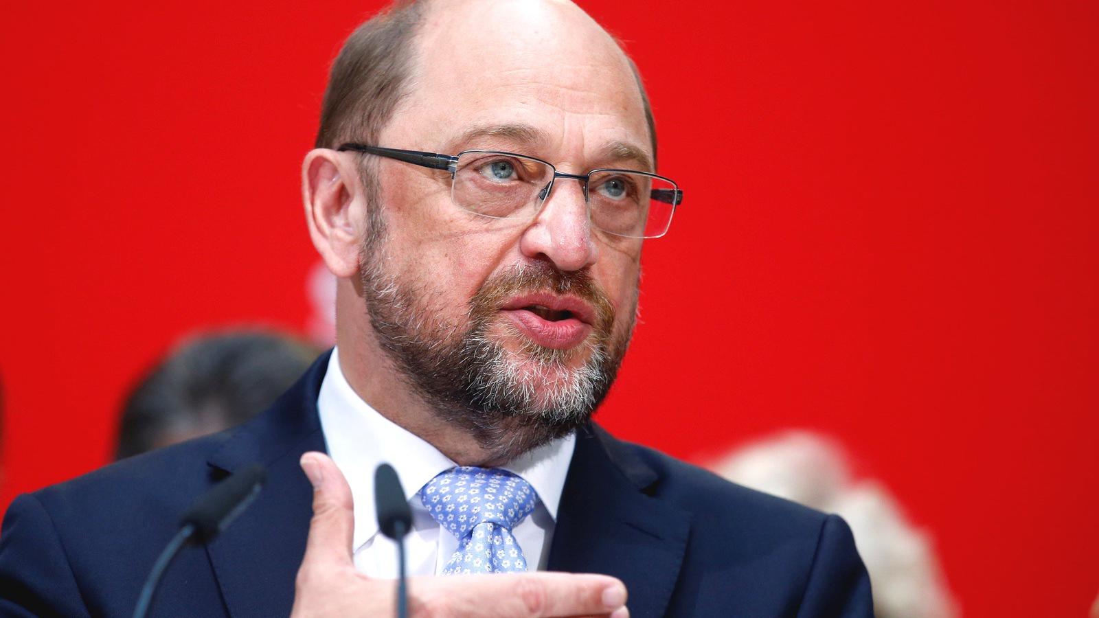 Martin Schulz úgy látja, a kiutat az jelentheti, ha konkretizálja választási programját FOTÓ: REUTERS/HANNIBAL HANSCHKE