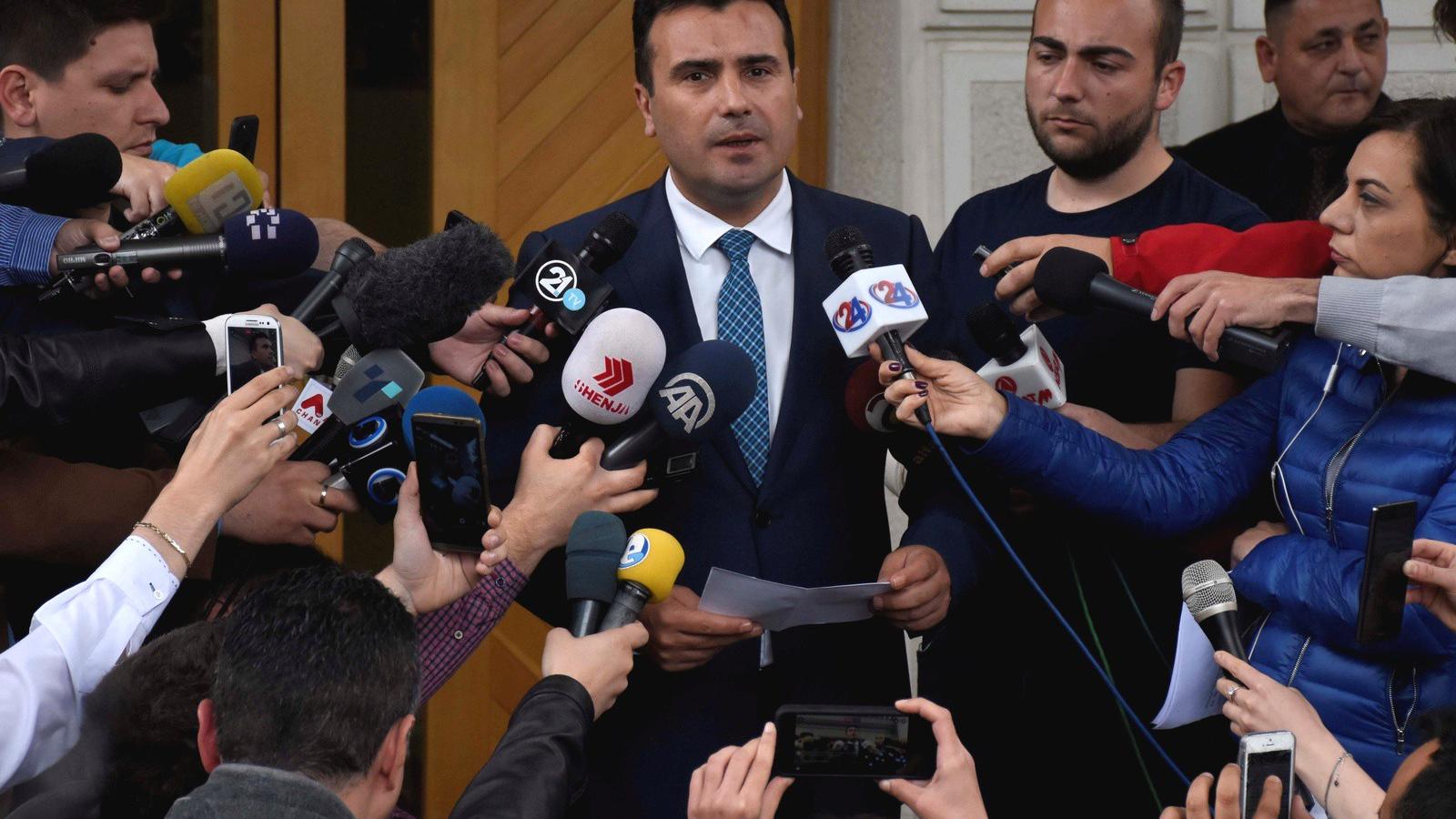 Egyelőre Zaev került ki győztesen FOTÓ: REUTERS/OGNEN TEOFILOVSKI