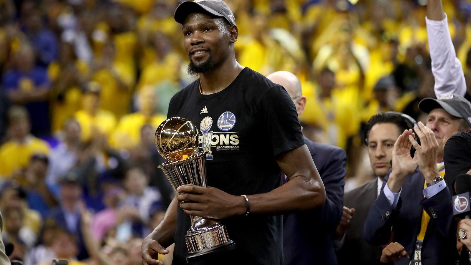 Durant az MVP a bajnokcsapatból. FOTÓ: GETTY IMAGES/EZRA SHAW