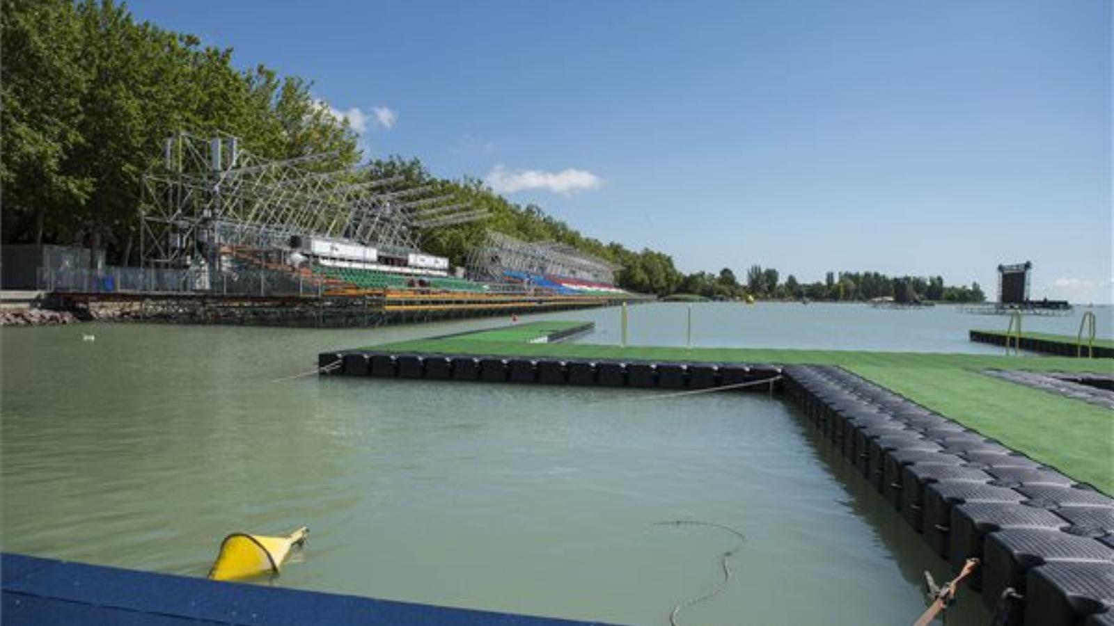 Balatonfüreden is lesz egy szurkolói zóna. MTI Fotó: Bodnár Boglárka