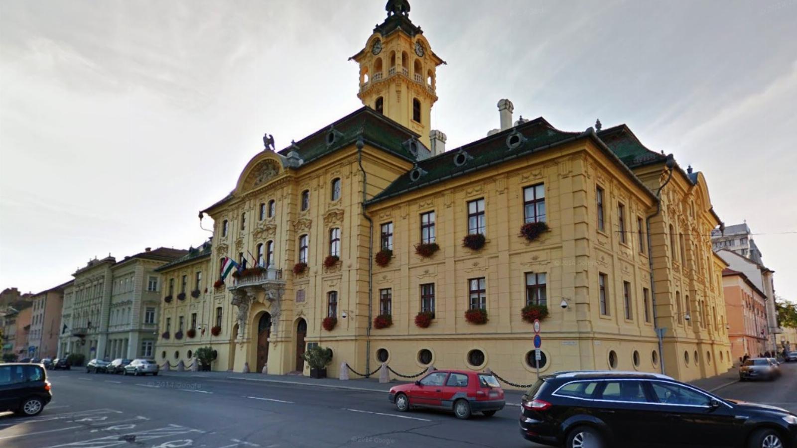 Forrás: Szeged, Városháza - Google Street View