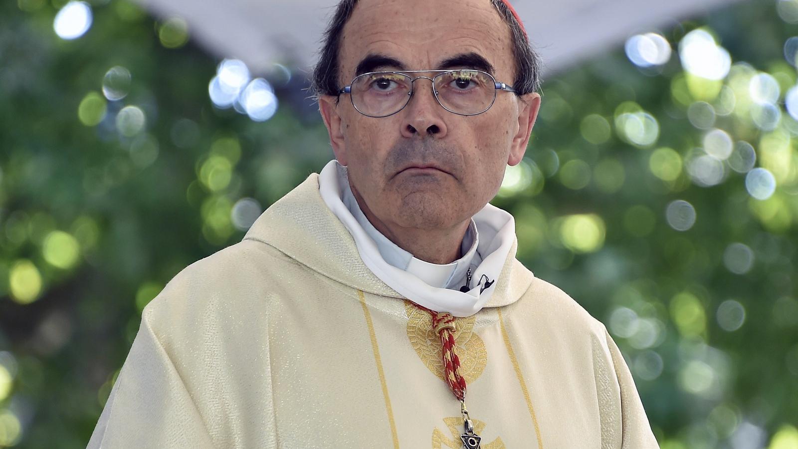  Philippe Barbarin - A felvétel 2016. augusztus 15-én készült nagyboldogasszony ünnepén Lourdes-ban/AFP fotó,  PASCAL PAVANI 