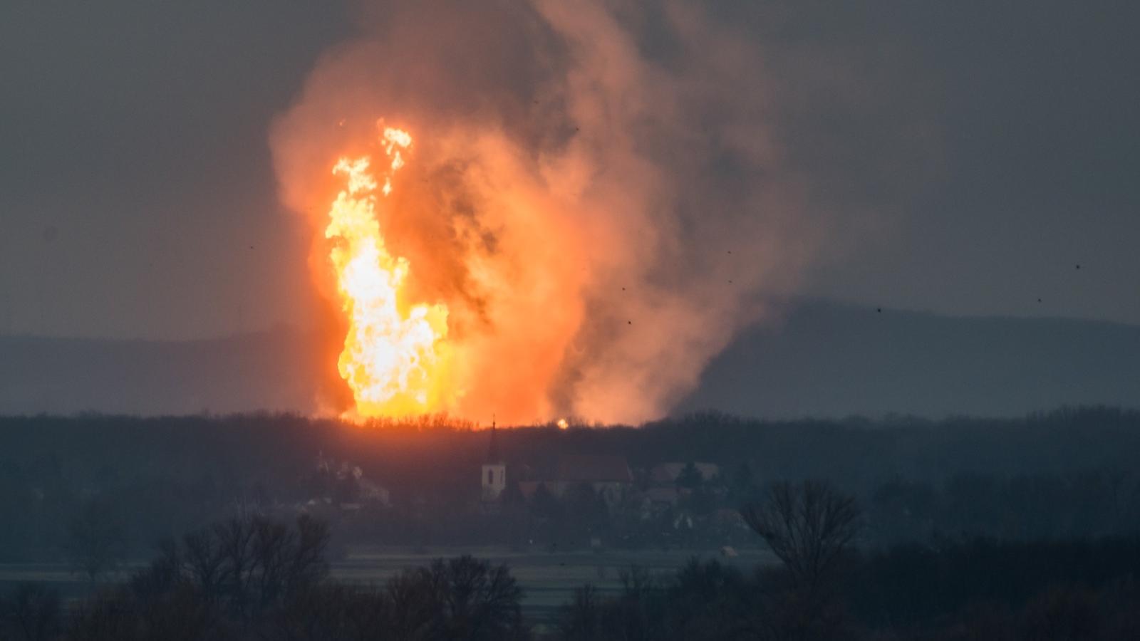 A sérült és kizárt vezetékszakaszban 30 ezer köbméter gáz volt, amit elégettek.