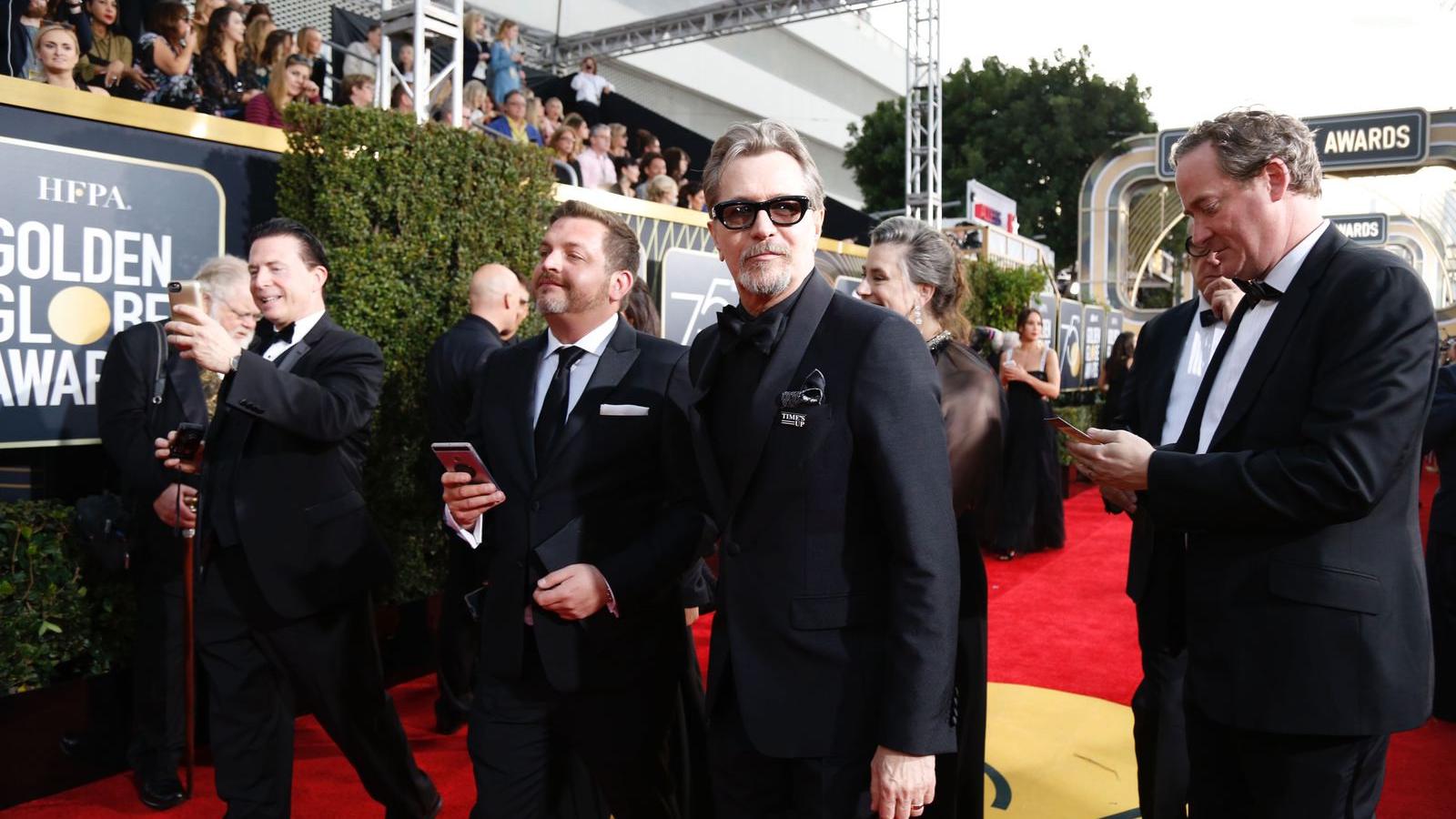 Gary Oldman érkezik - Fotó AFP - CHEN YICHUAN / IMAGINECHINA)