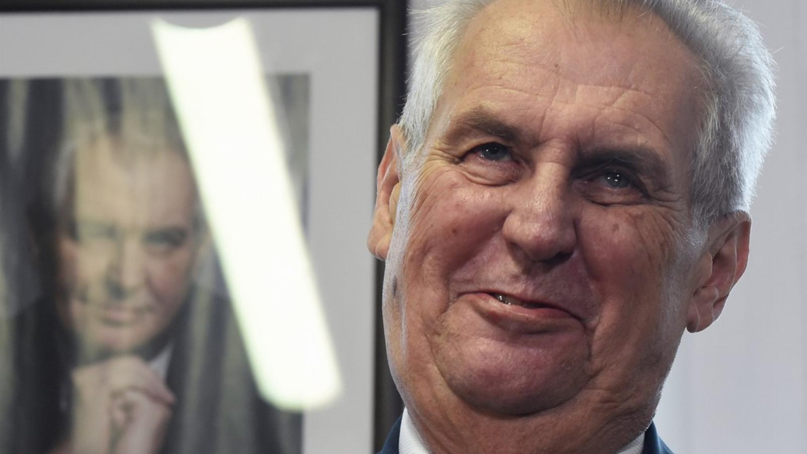 Az első fordulót Milos Zeman 38 százalékkal nyerte. Fotó: AFP/Michael Cizek