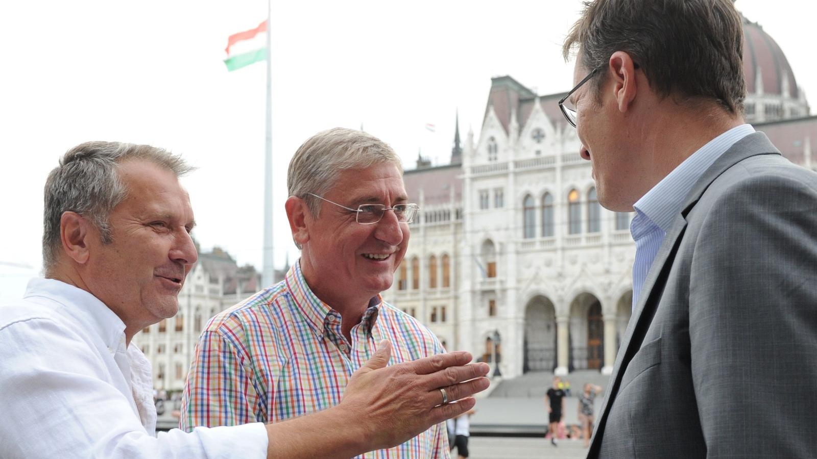 Molnár Gyula, Gyurcsány Ferenc és Karácsony Gergely tavaly szeptember 1-jén a
Közös Ország Mozgalom Agóráján. FOTÓ: MOLNÁR ÁDÁM