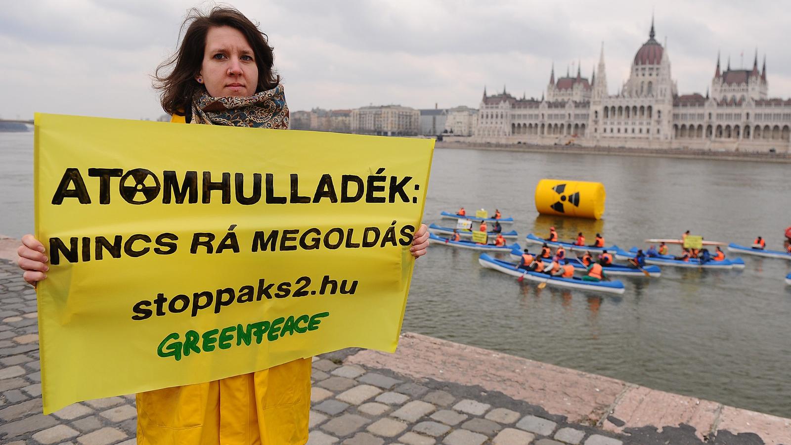 Rendszeres a bővítés elleni tiltakozás, legutóbb vasárnap tüntettek. FOTÓ: Vajda József