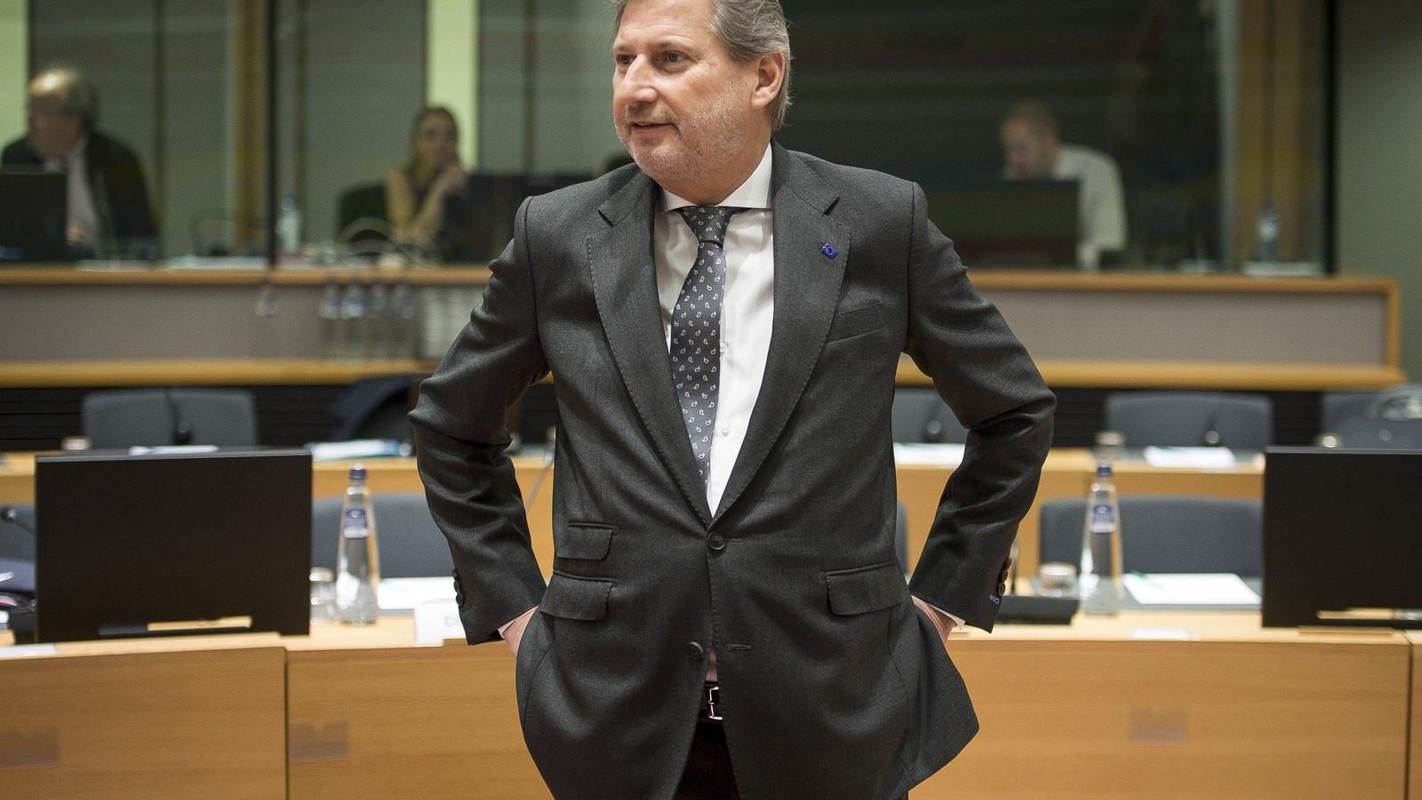 Johannes Hahn, bővítésért felelős biztos - Fotó: Wiktor Dabkowski / DPA/AFP