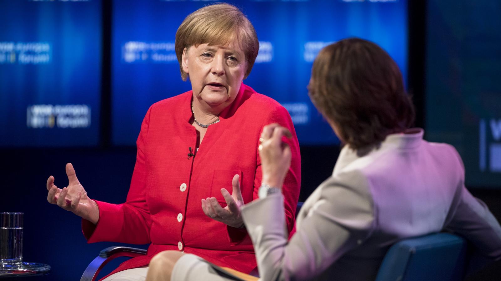 Angela Merkel a WDF Europa Forum pódiumbeszélgetésen, 2018. június 7. Fotó: Emmanuele Contini / NurPhoto