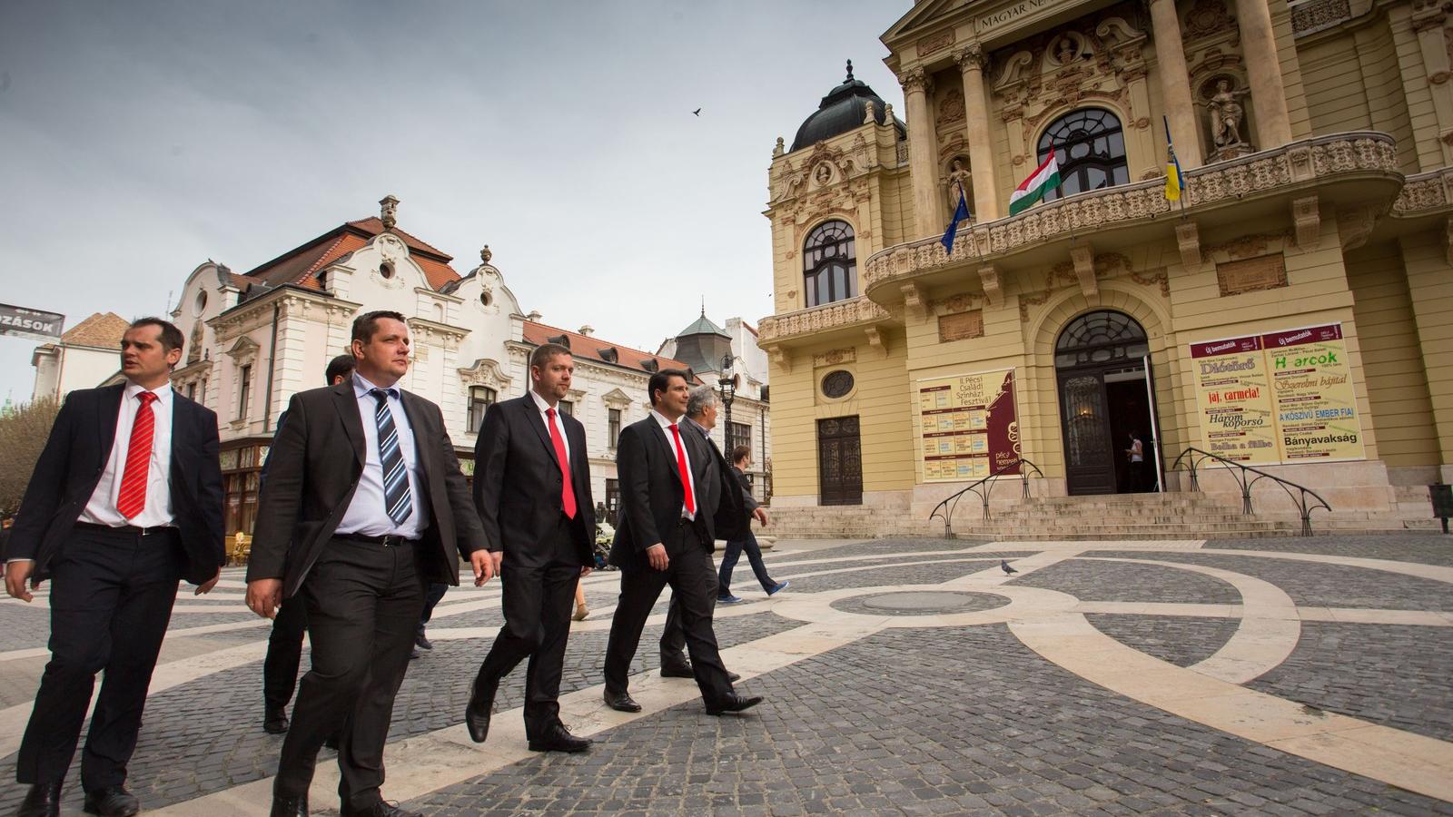 Az MSZP elnöke Pécsen is megismételte, hogy százezer forintra emelnék a nettó minimálbért FOTÓ: CZIGLÁN TAMÁS