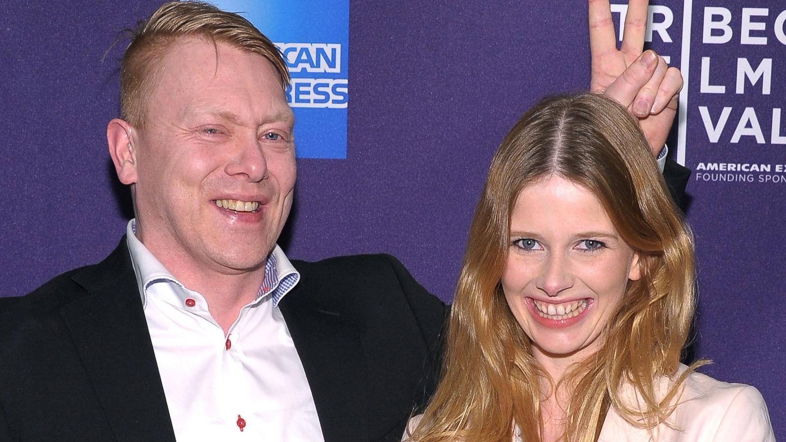 A Legjobb Párt elnöke, Jón Gnarr alelnökével, Heida Kristin Helgadottirral bolondozik FOTÓ: EUROPRESS/GETTY IMAGES