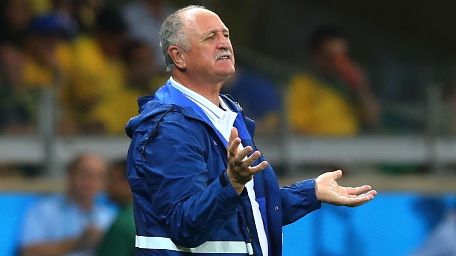 Luiz Felipe Scolari föltett szándéka, hogy a németektől elszenvedett
megrázó kudarc ellenére a továbbiakban is ő irányítja majd