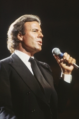 Julio Iglesias 1982-ben FOTÓ: Hulton Archive