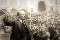 LENIN EMBERI VONÁSOKAT ÖLT